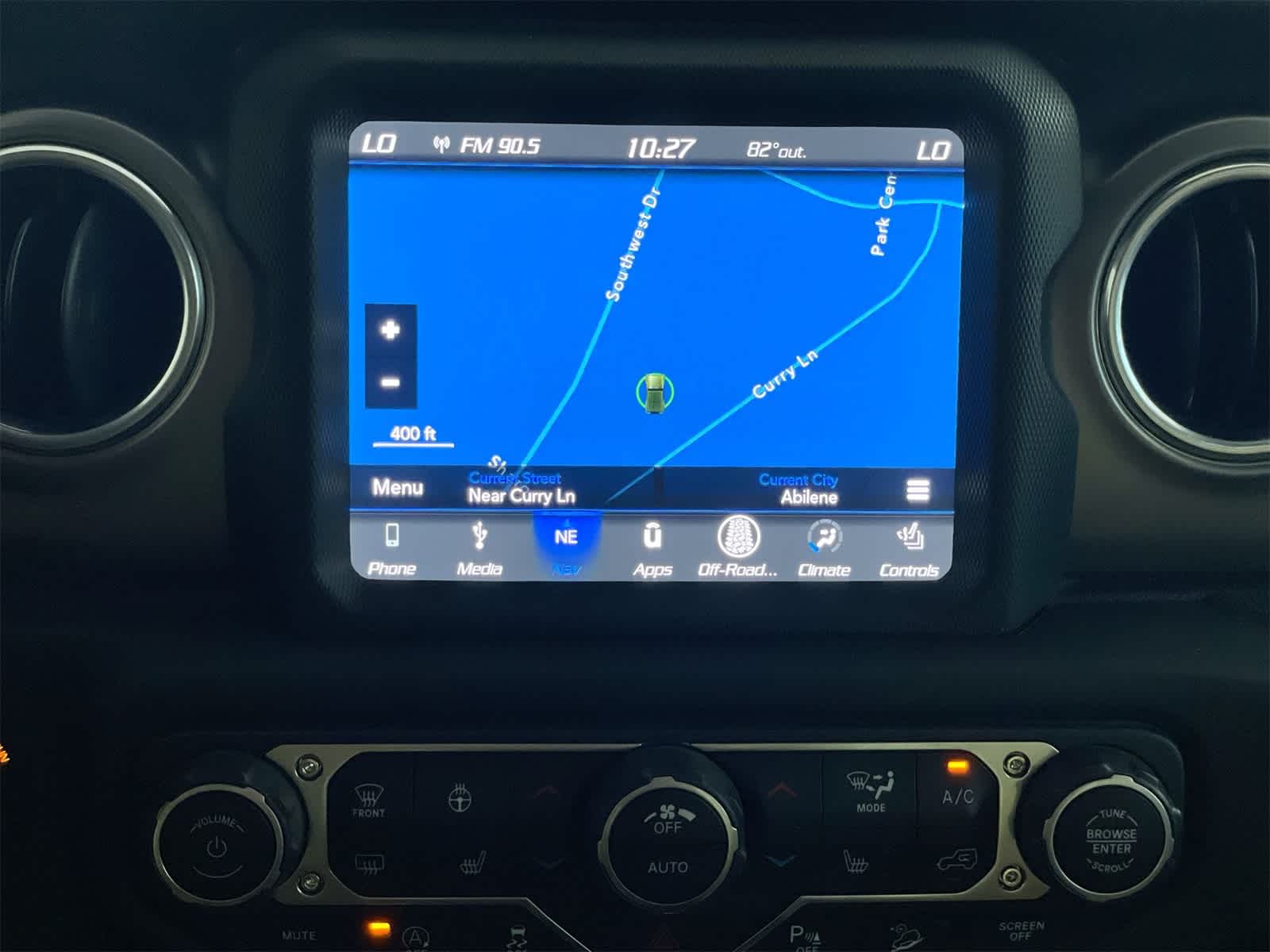 Thumbnail: 2018 Jeep Wrangler - 19
