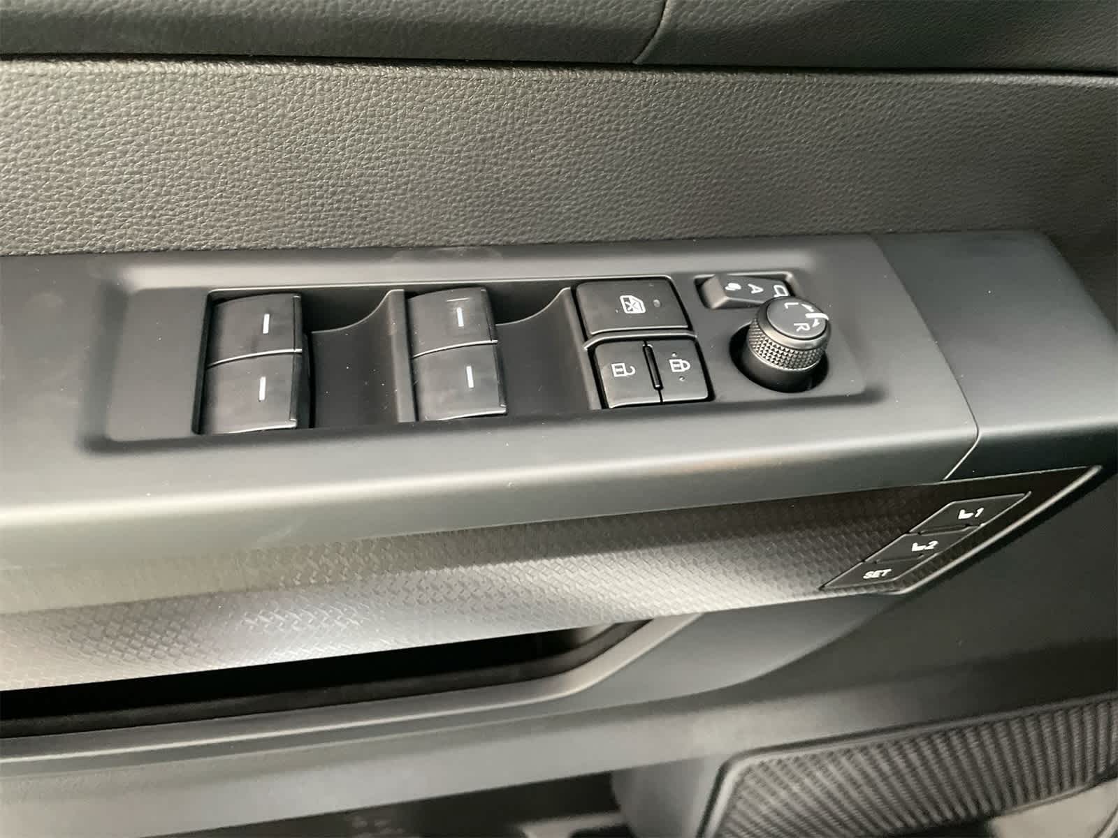 Thumbnail: 2026 Toyota Tundra - 12