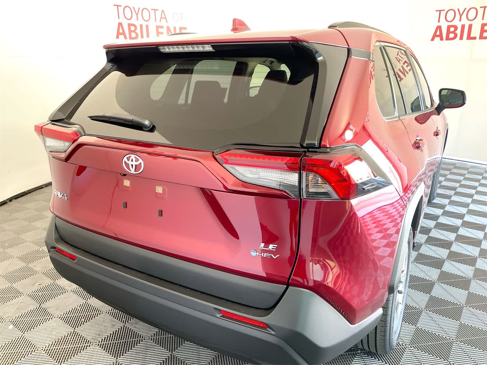Thumbnail: 2025 Toyota RAV4 - 7