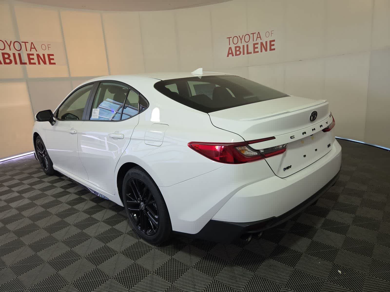 Thumbnail: 2026 Toyota Camry - 3