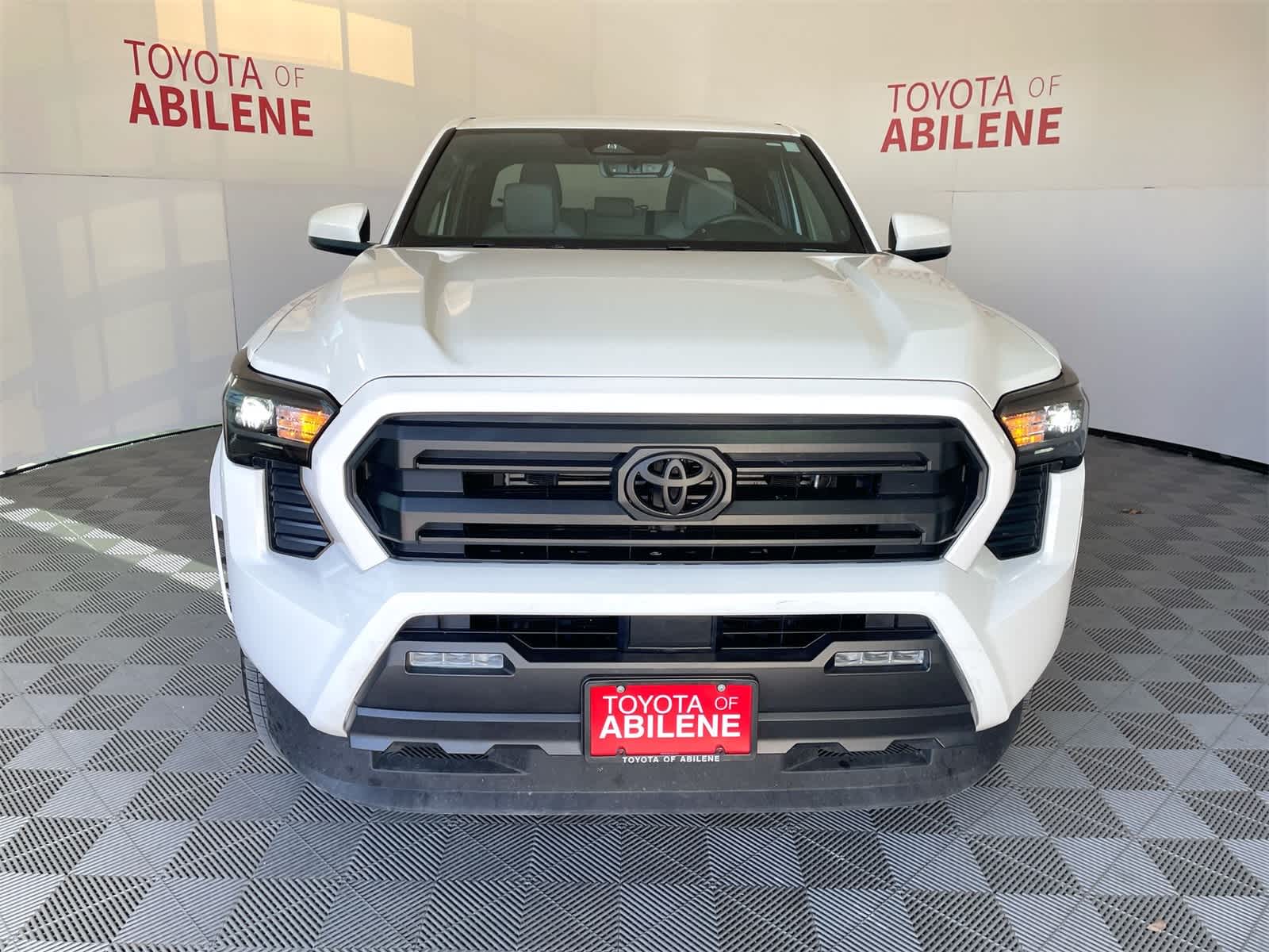 Thumbnail: 2025 Toyota Tacoma - 9