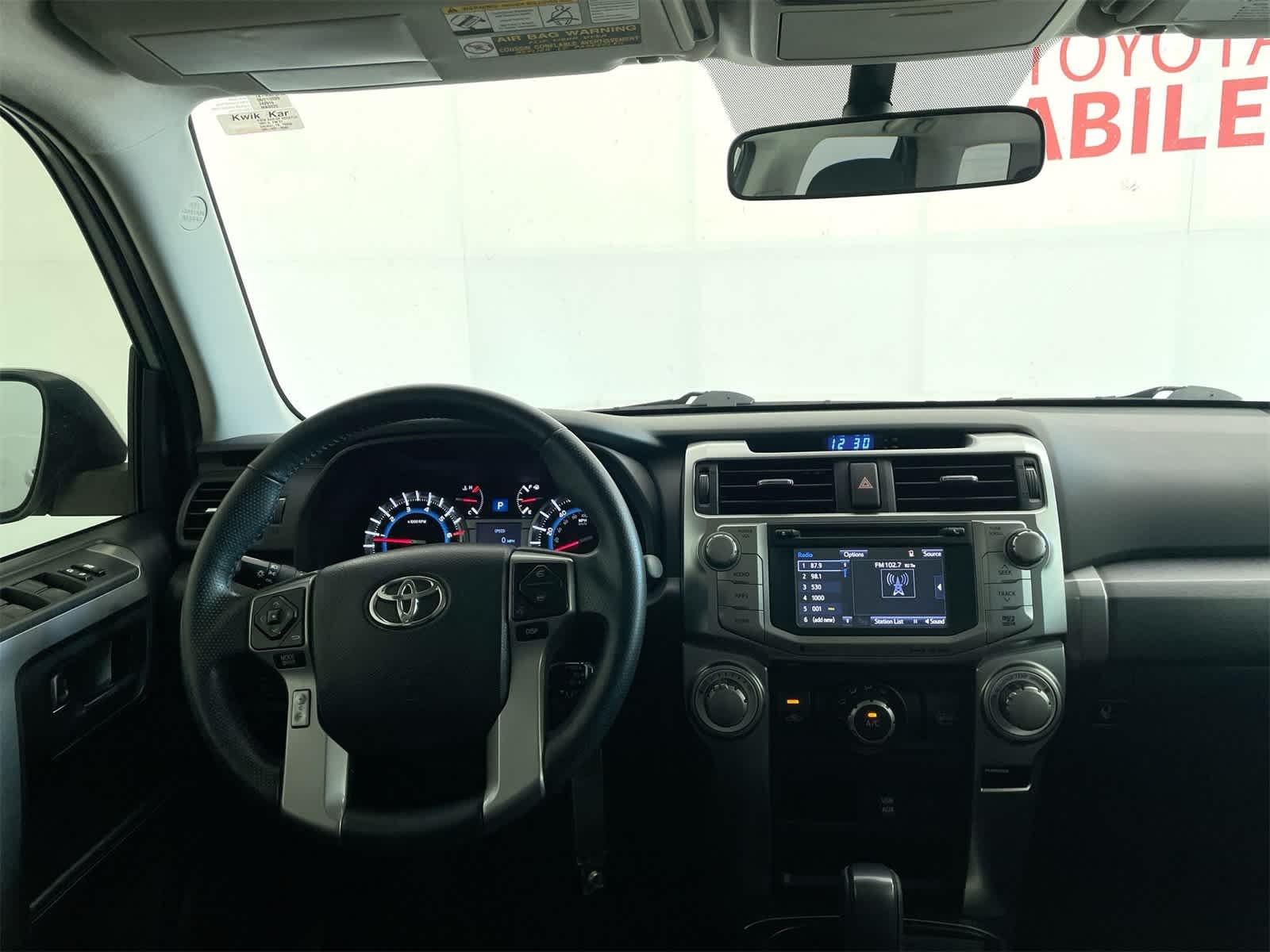 Thumbnail: 2016 Toyota 4Runner - 16