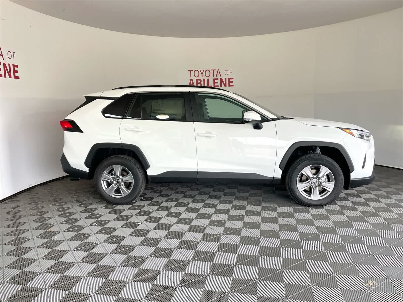 Thumbnail: 2025 Toyota RAV4 - 6