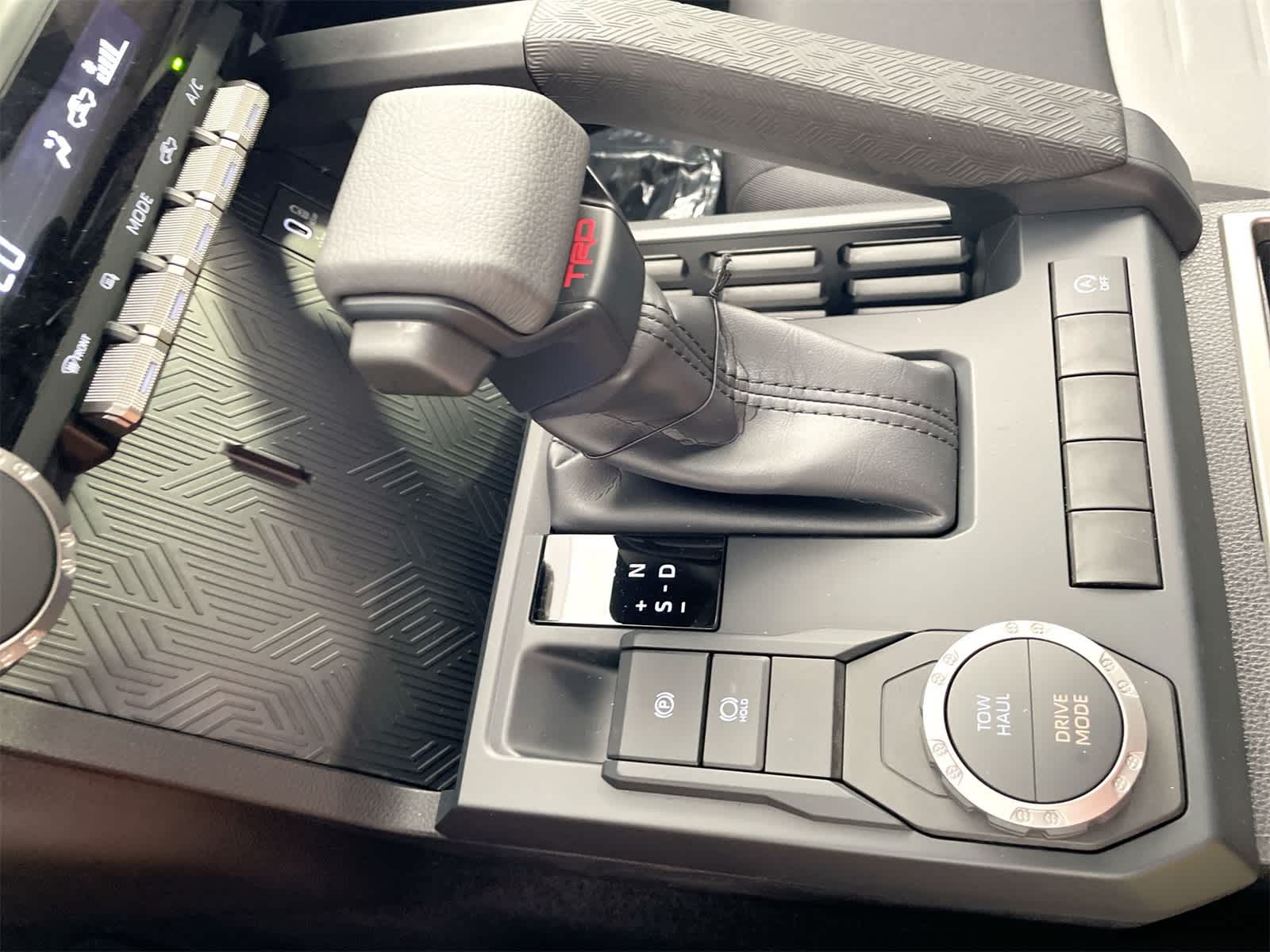 Thumbnail: 2025 Toyota Tacoma - 21