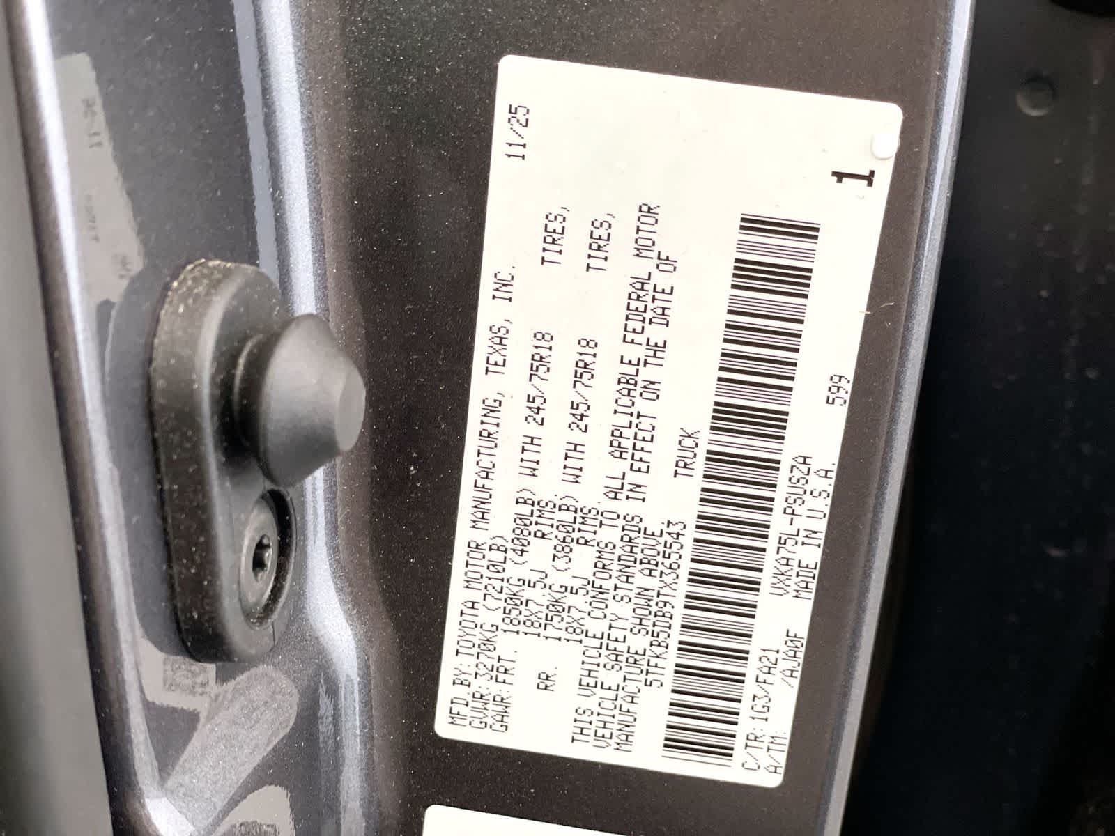 Thumbnail: 2026 Toyota Tundra - 25