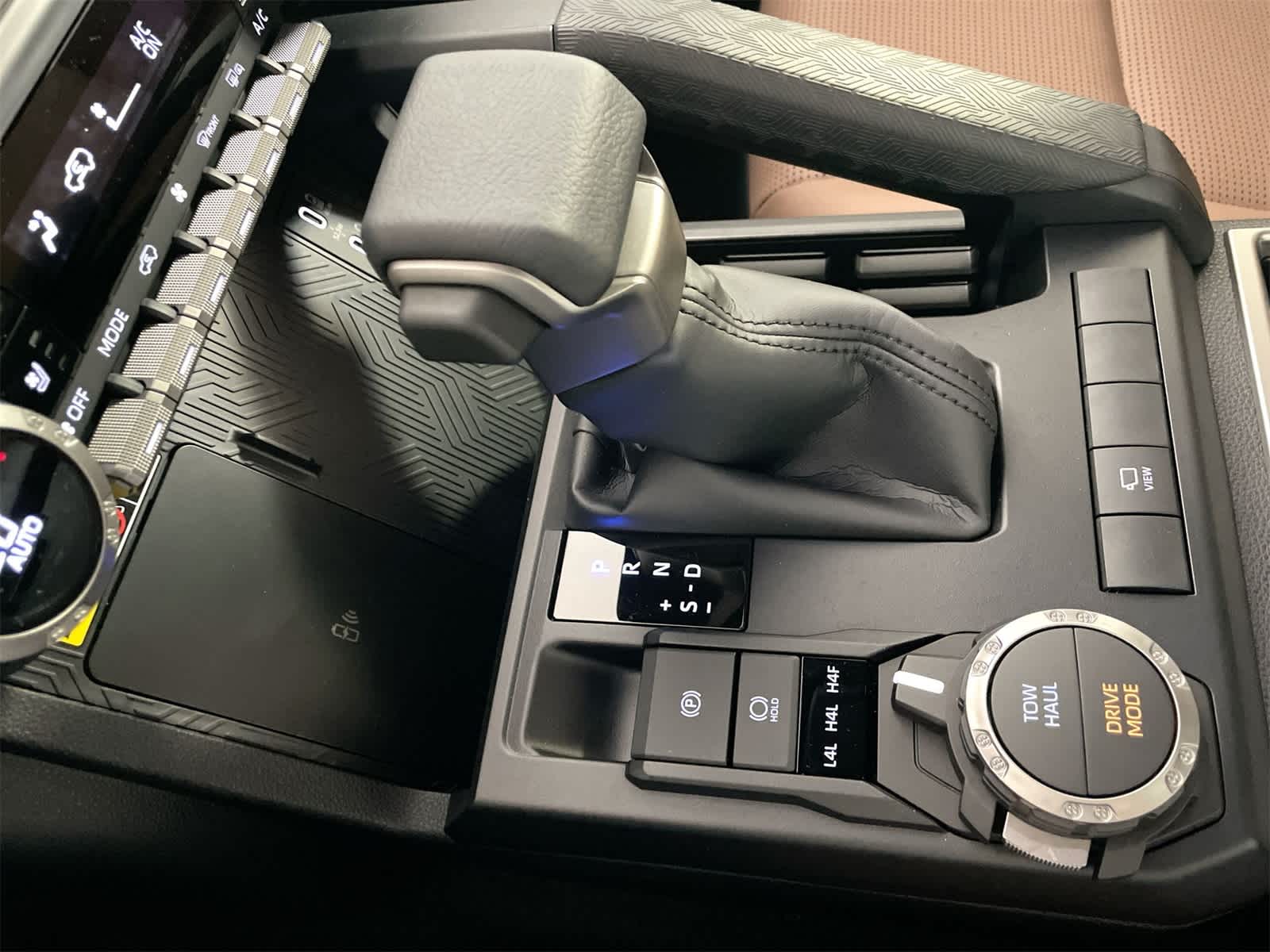 Thumbnail: 2026 Toyota 4Runner - 22