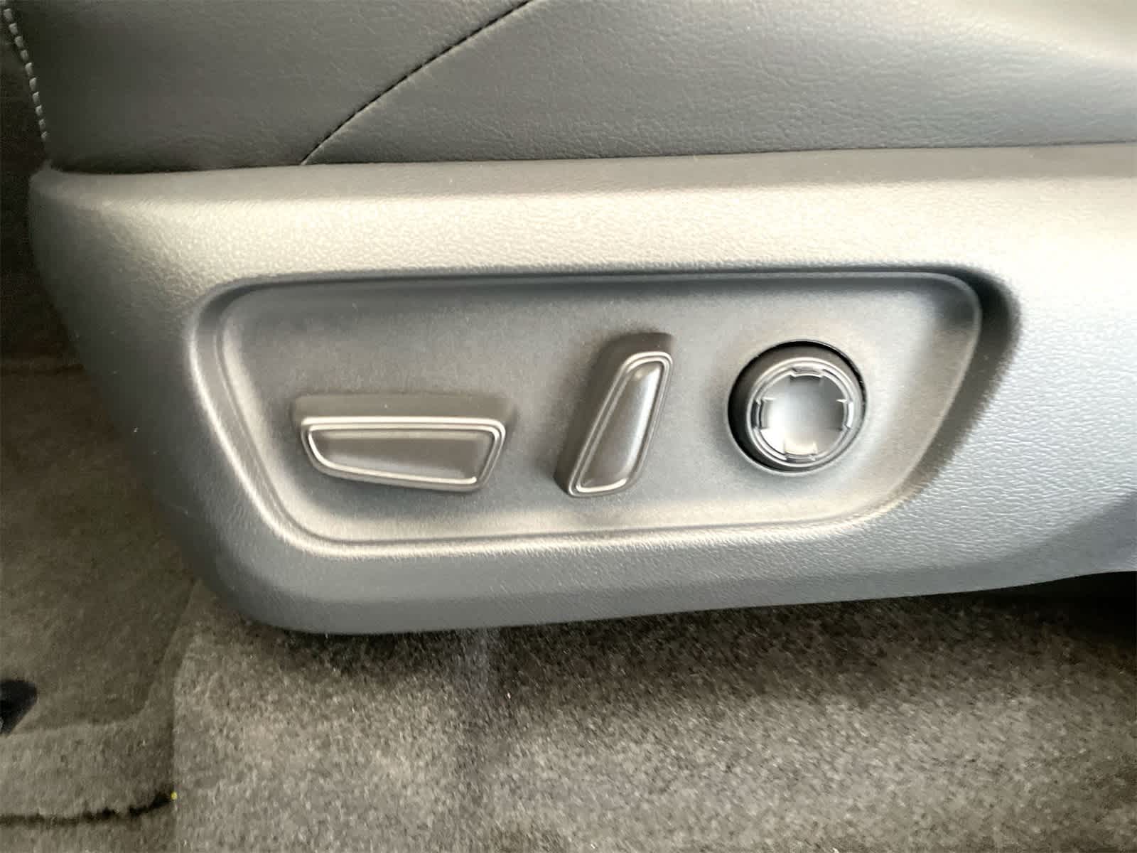 Thumbnail: 2025 Toyota 4Runner - 11