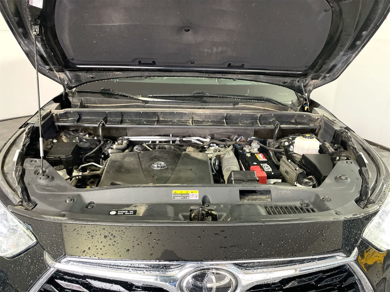 Thumbnail: 2020 Toyota Highlander - 28