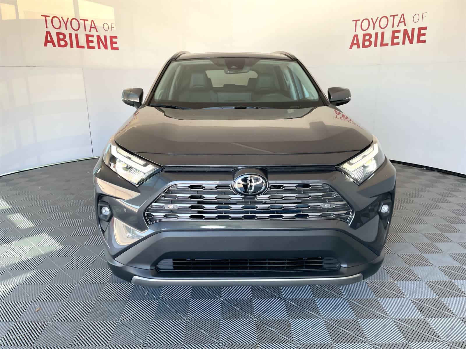 Thumbnail: 2025 Toyota RAV4 - 9