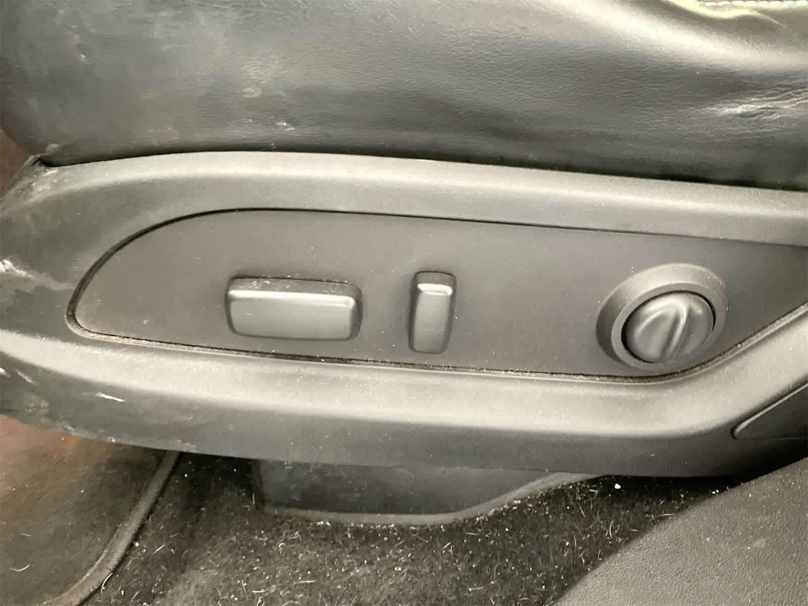 Thumbnail: 2015 GMC Acadia - 10