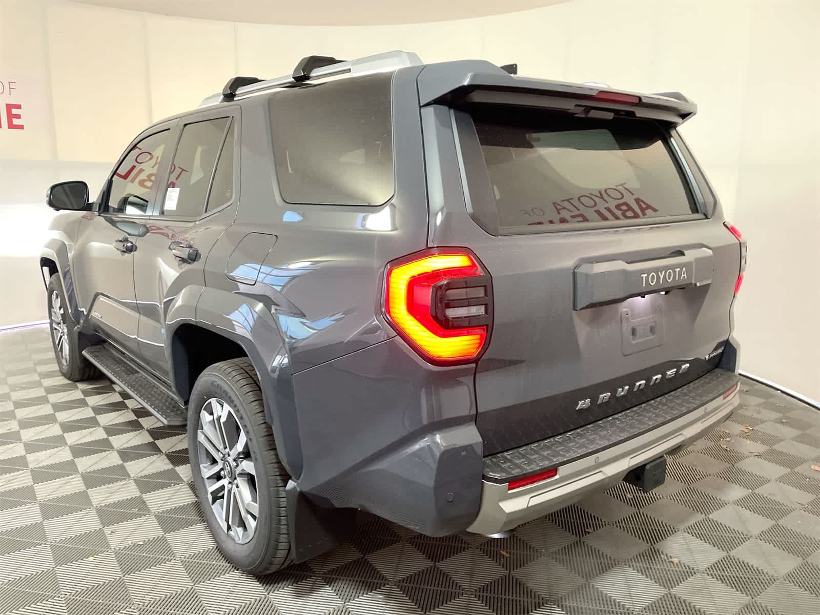 Thumbnail: 2025 Toyota 4Runner - 3