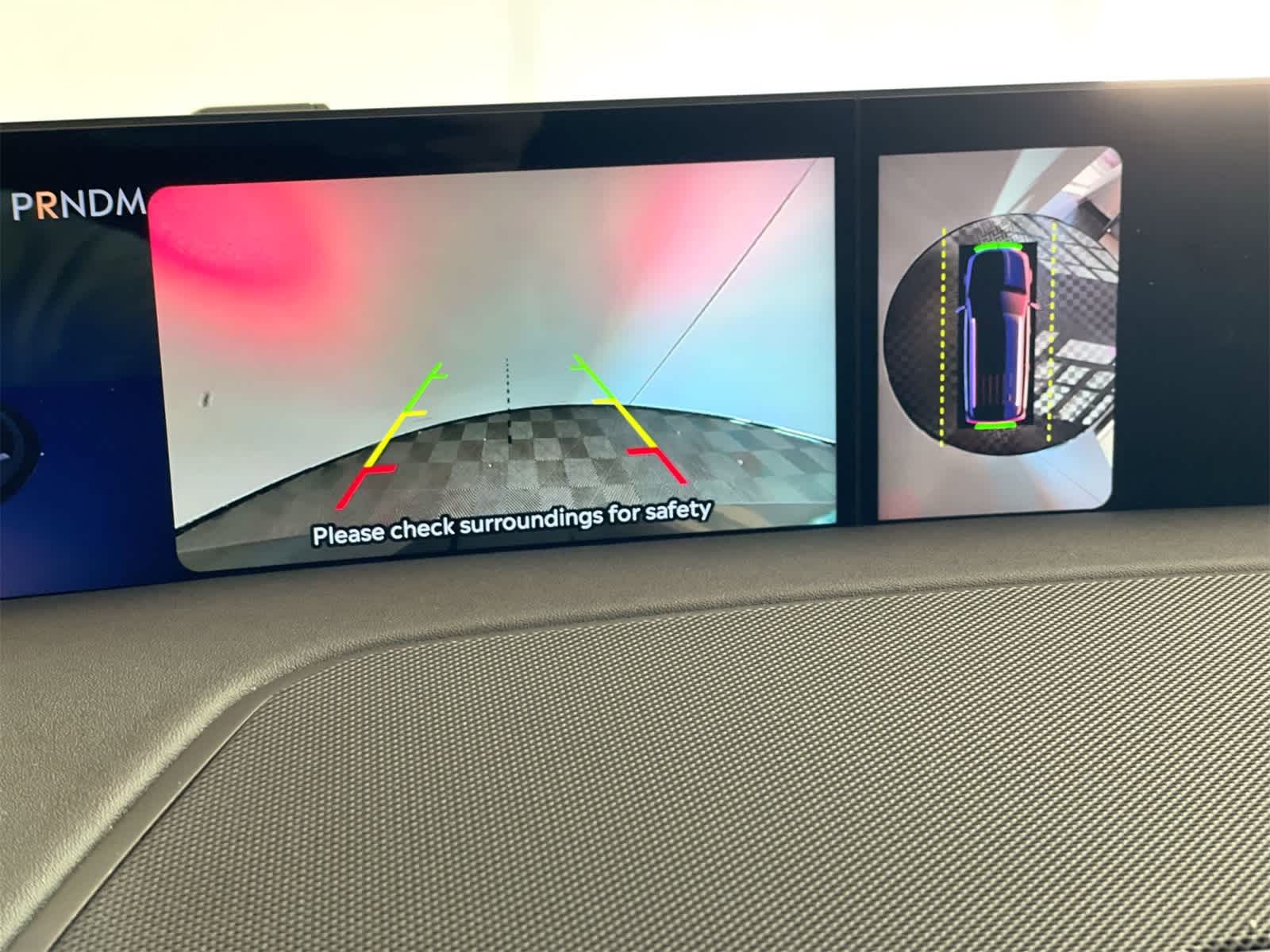 Thumbnail: 2025 Lincoln Navigator - 21