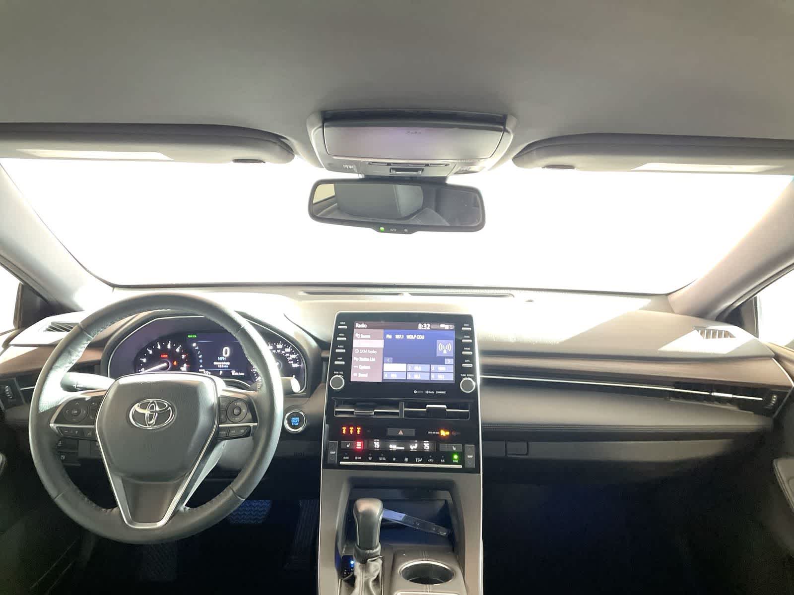 Thumbnail: 2022 Toyota Avalon - 17