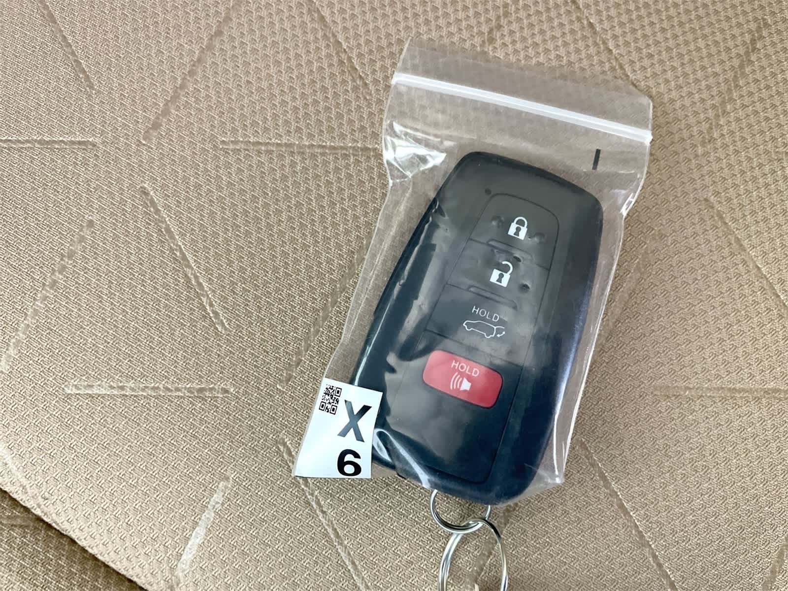 Thumbnail: 2025 Toyota RAV4 - 28