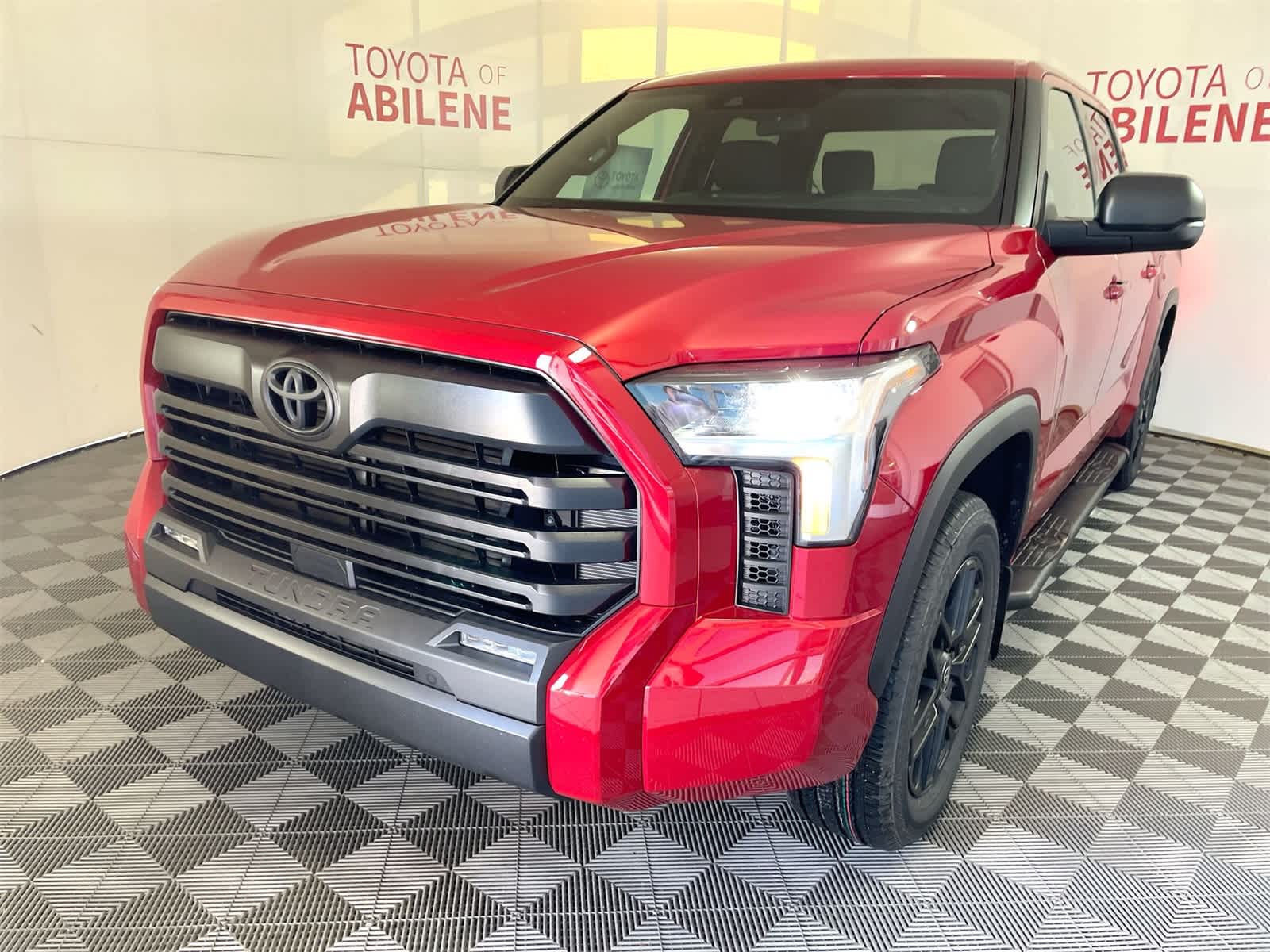 Thumbnail: 2026 Toyota Tundra - 1