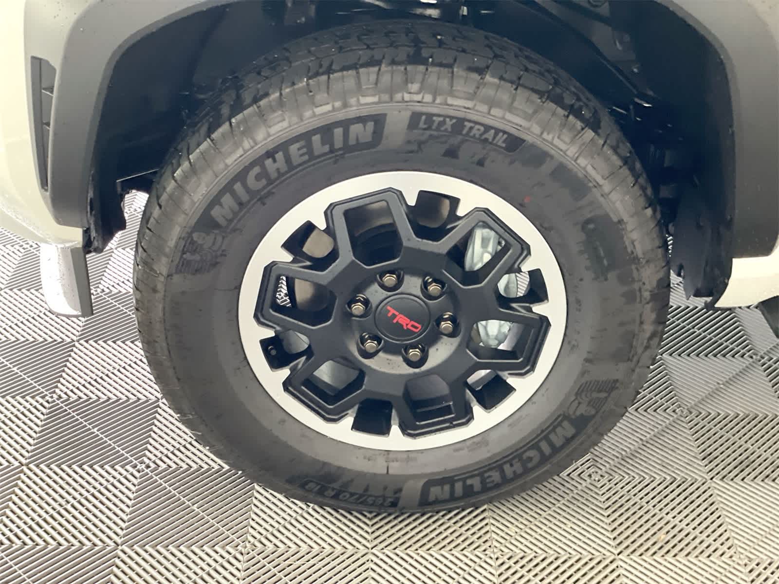 Thumbnail: 2025 Toyota 4Runner - 26