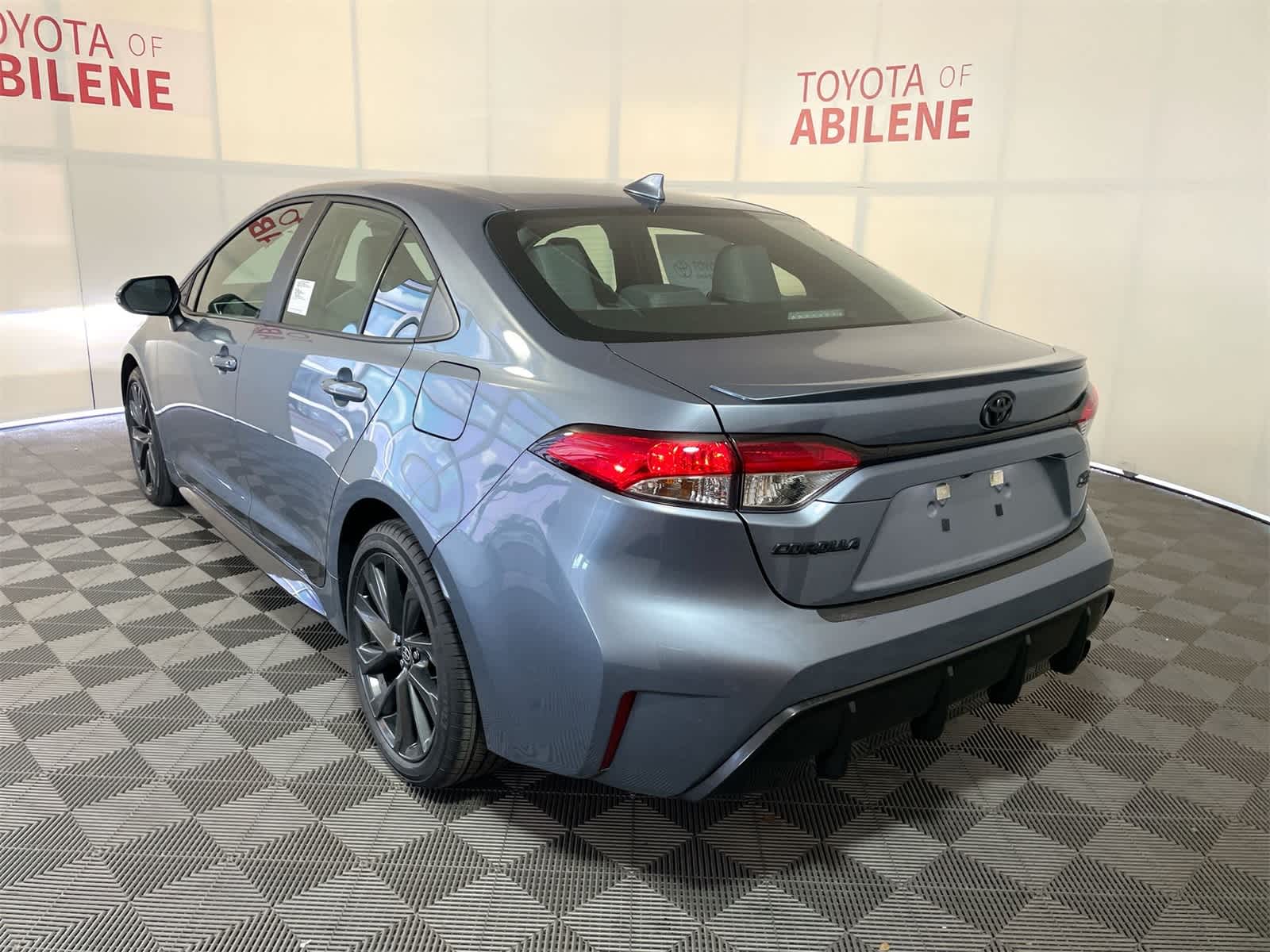 Thumbnail: 2025 Toyota Corolla - 3