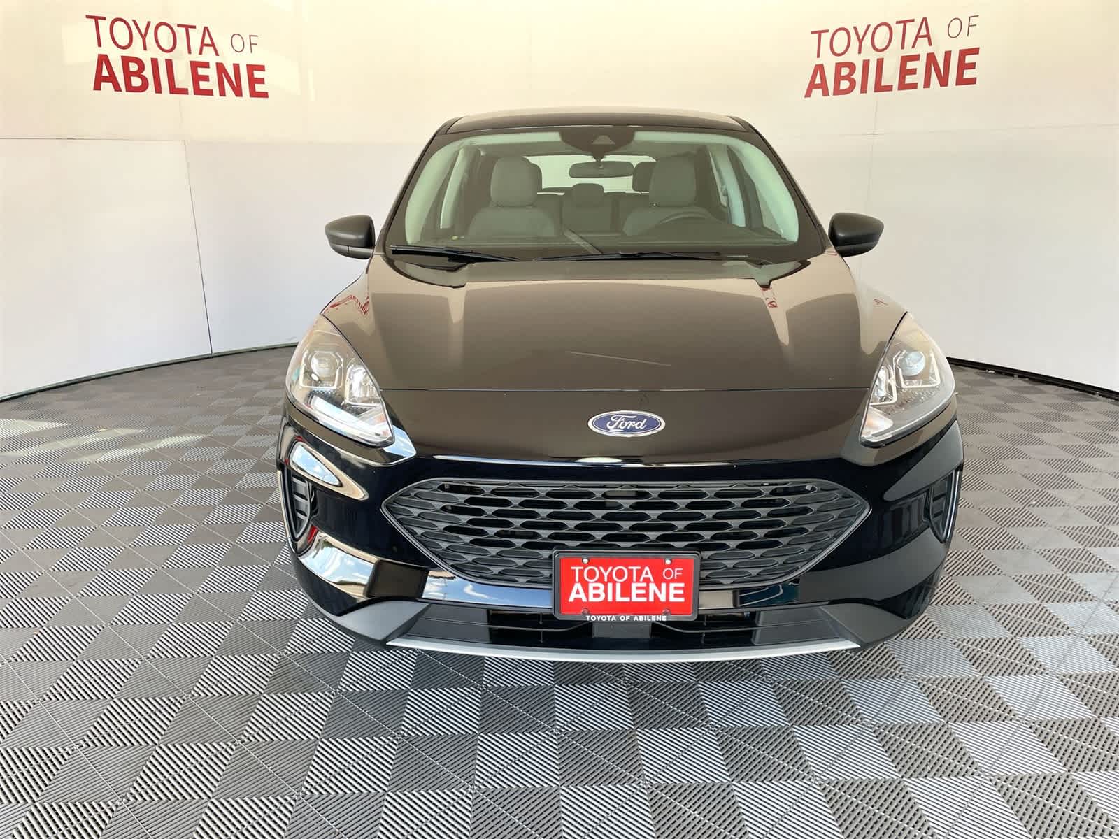 Thumbnail: 2022 Ford Escape - 8
