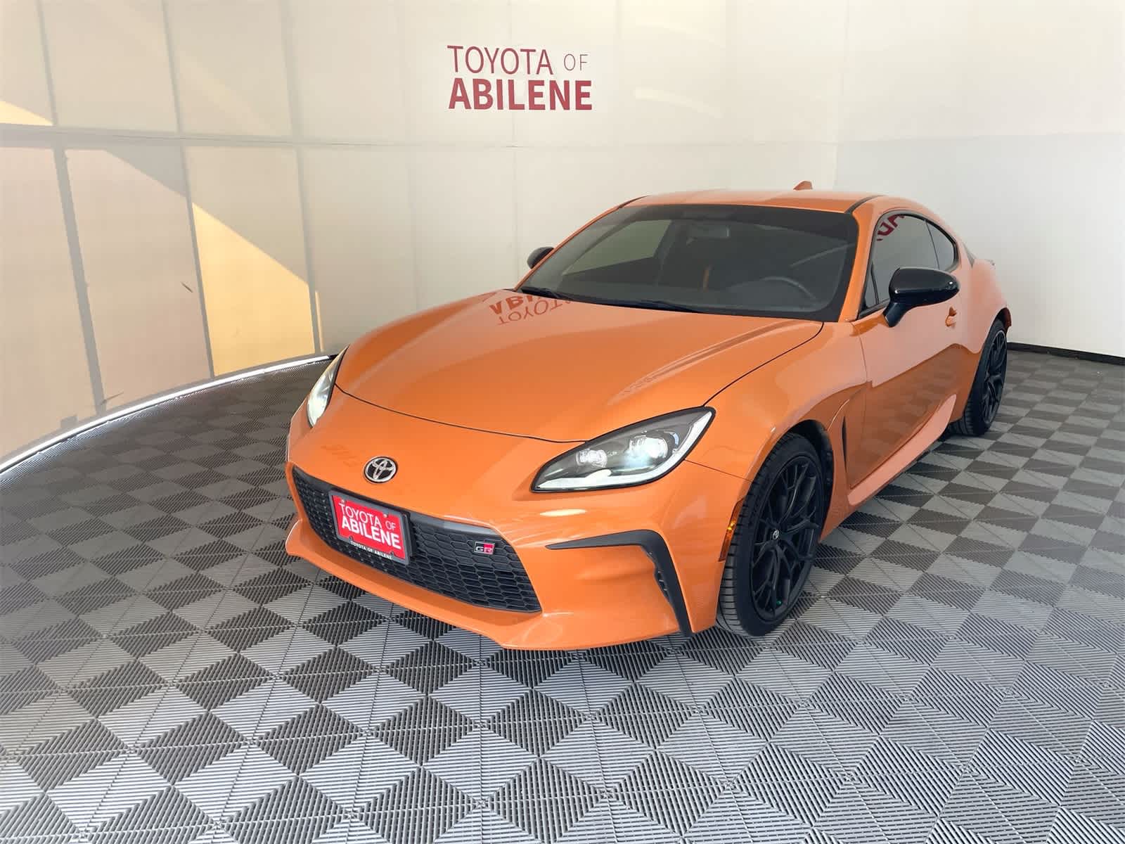 Thumbnail: 2023 Toyota GR86 - 1