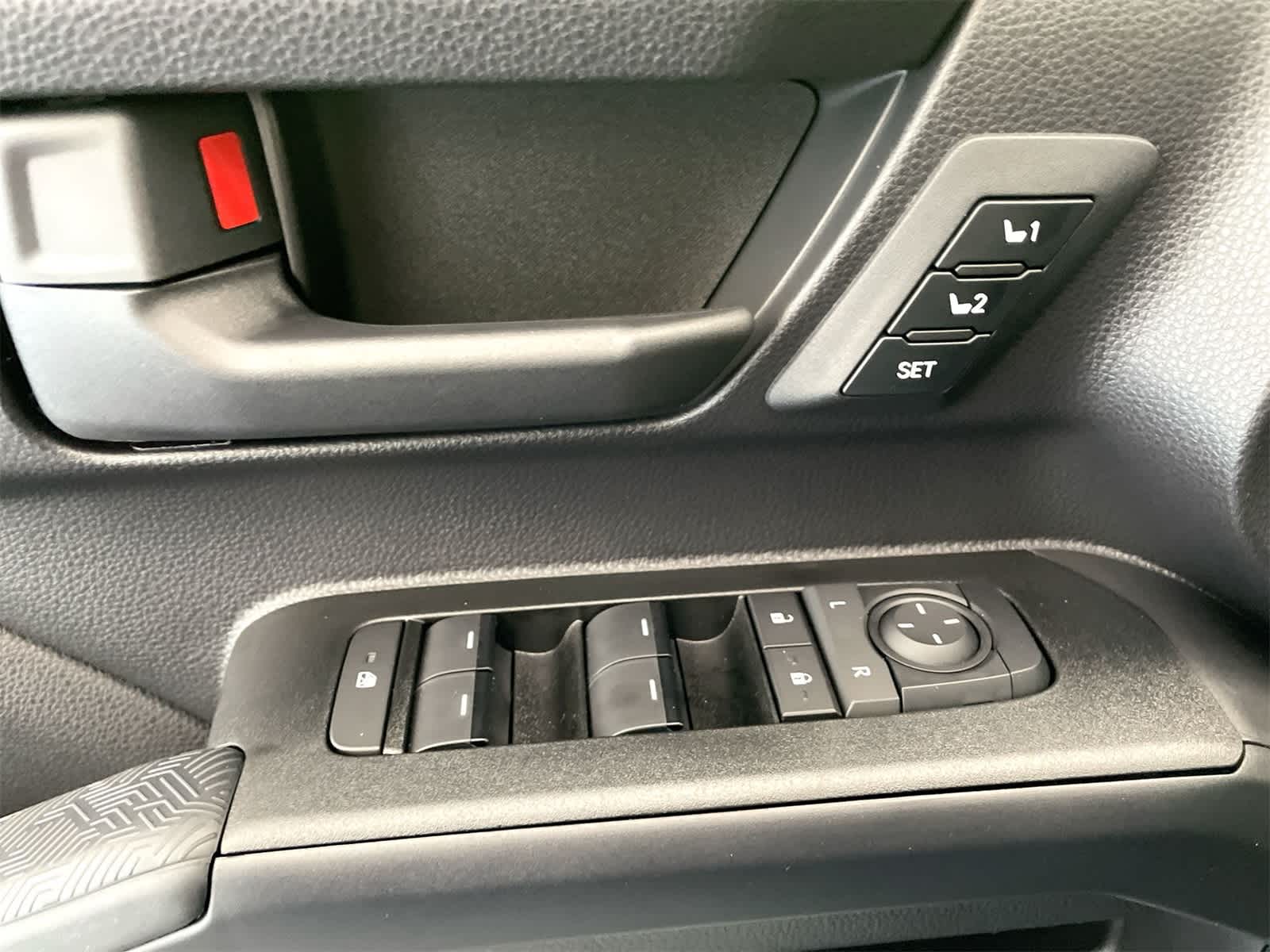 Thumbnail: 2025 Toyota 4Runner - 12