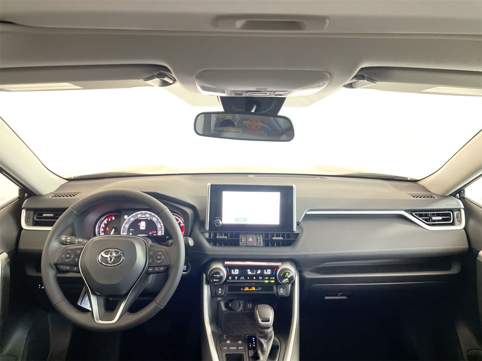 Thumbnail: 2025 Toyota RAV4 - 16