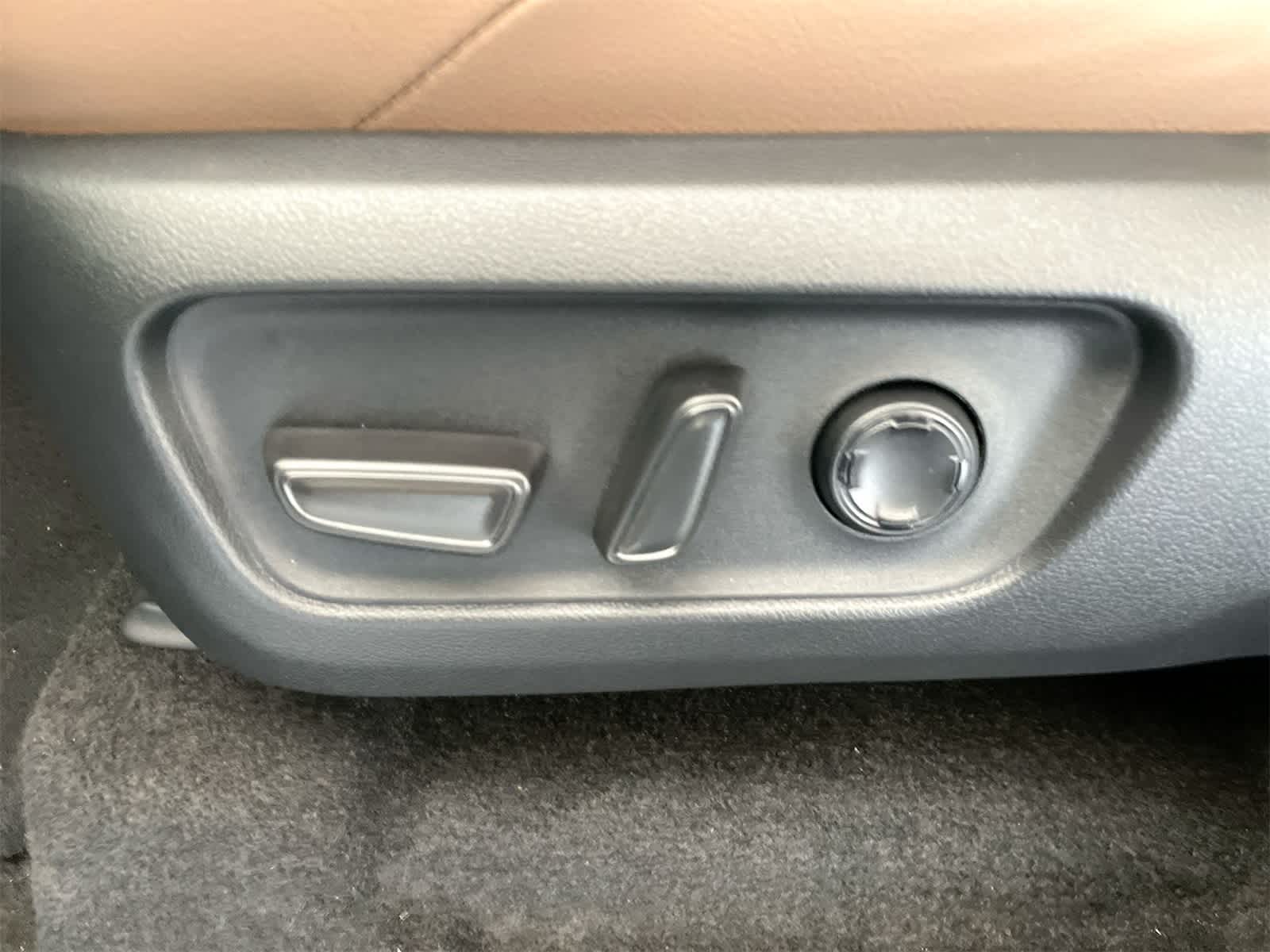 Thumbnail: 2026 Toyota 4Runner - 10