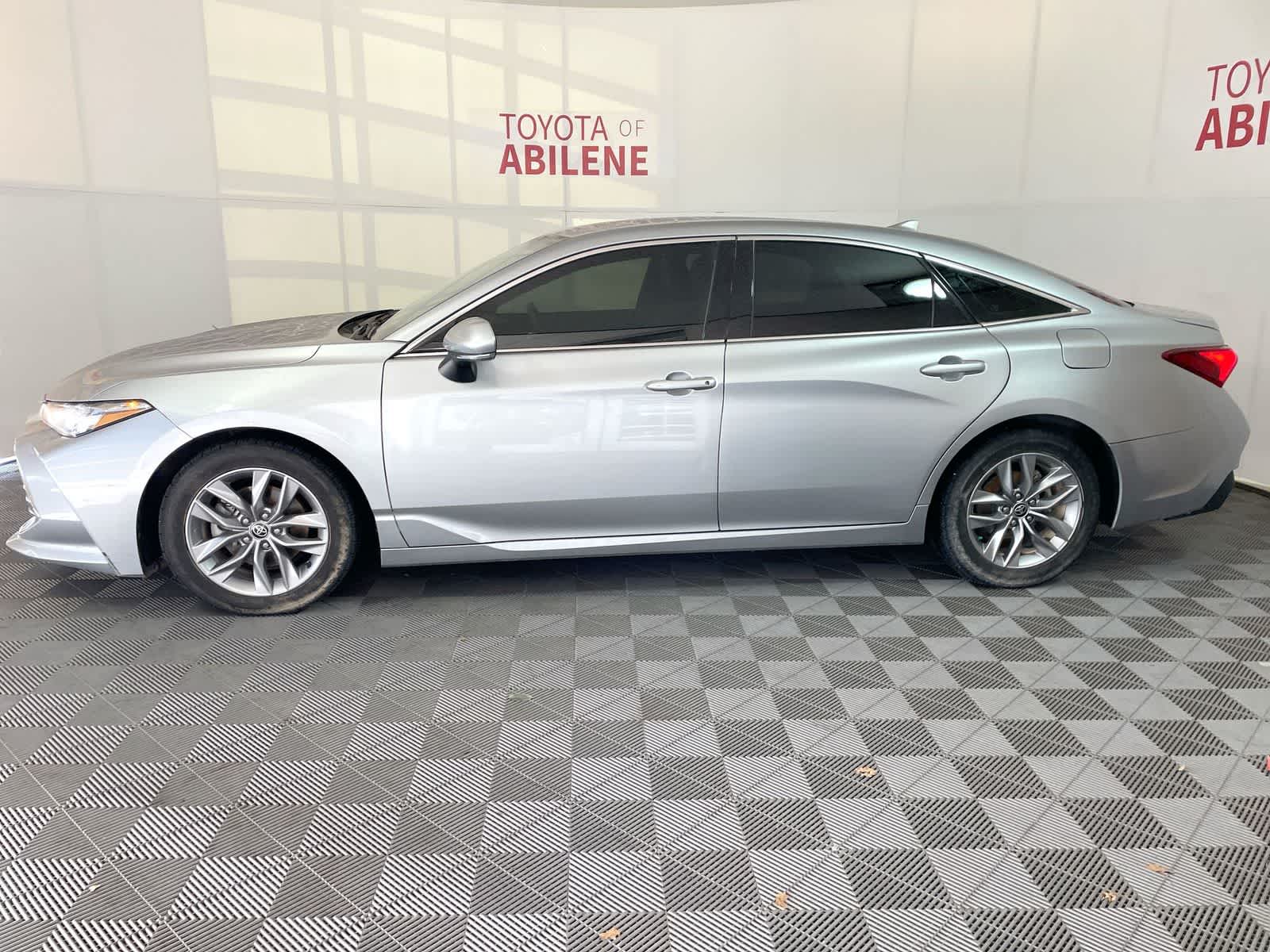 Thumbnail: 2022 Toyota Avalon - 2