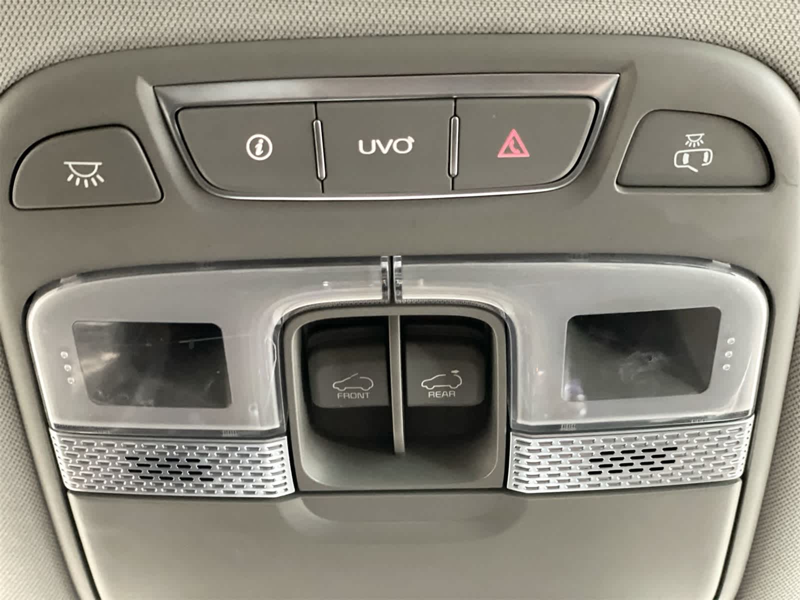 Thumbnail: 2020 Kia Telluride - 26