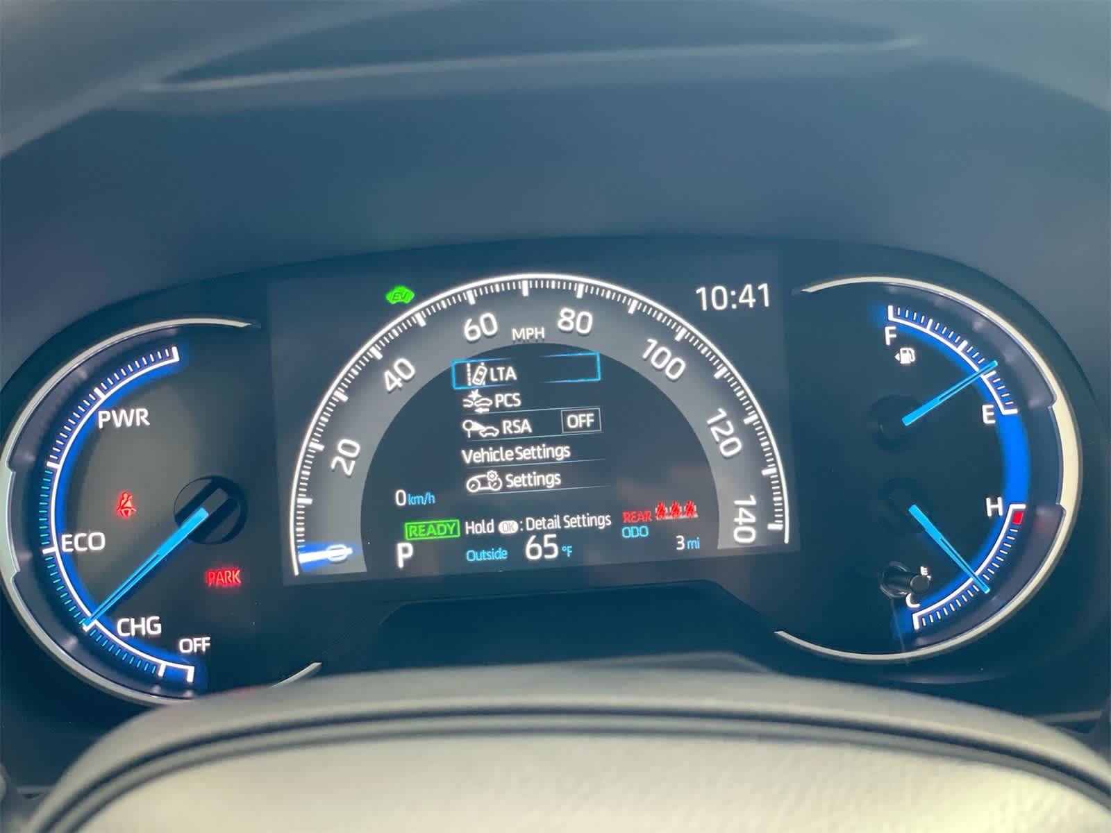 Thumbnail: 2025 Toyota RAV4 - 18