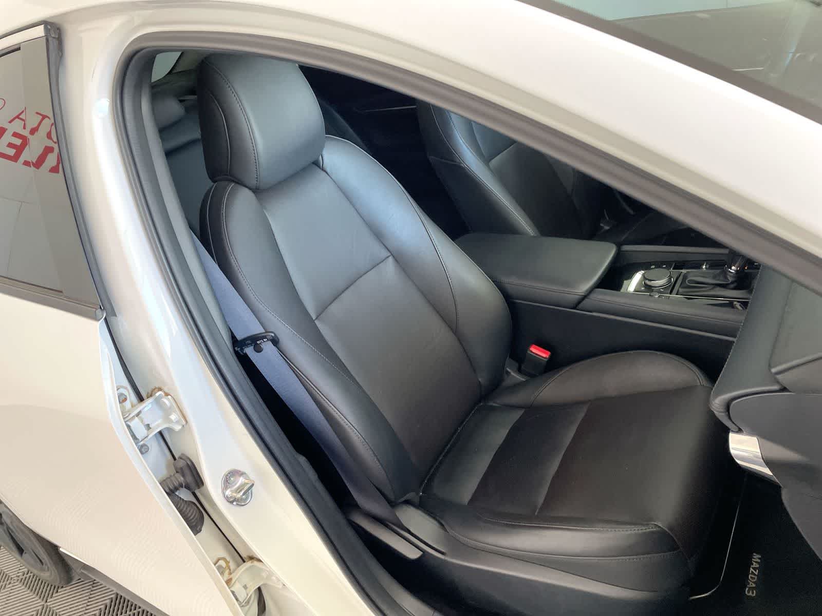 Thumbnail: 2023 Mazda Mazda3 - 13