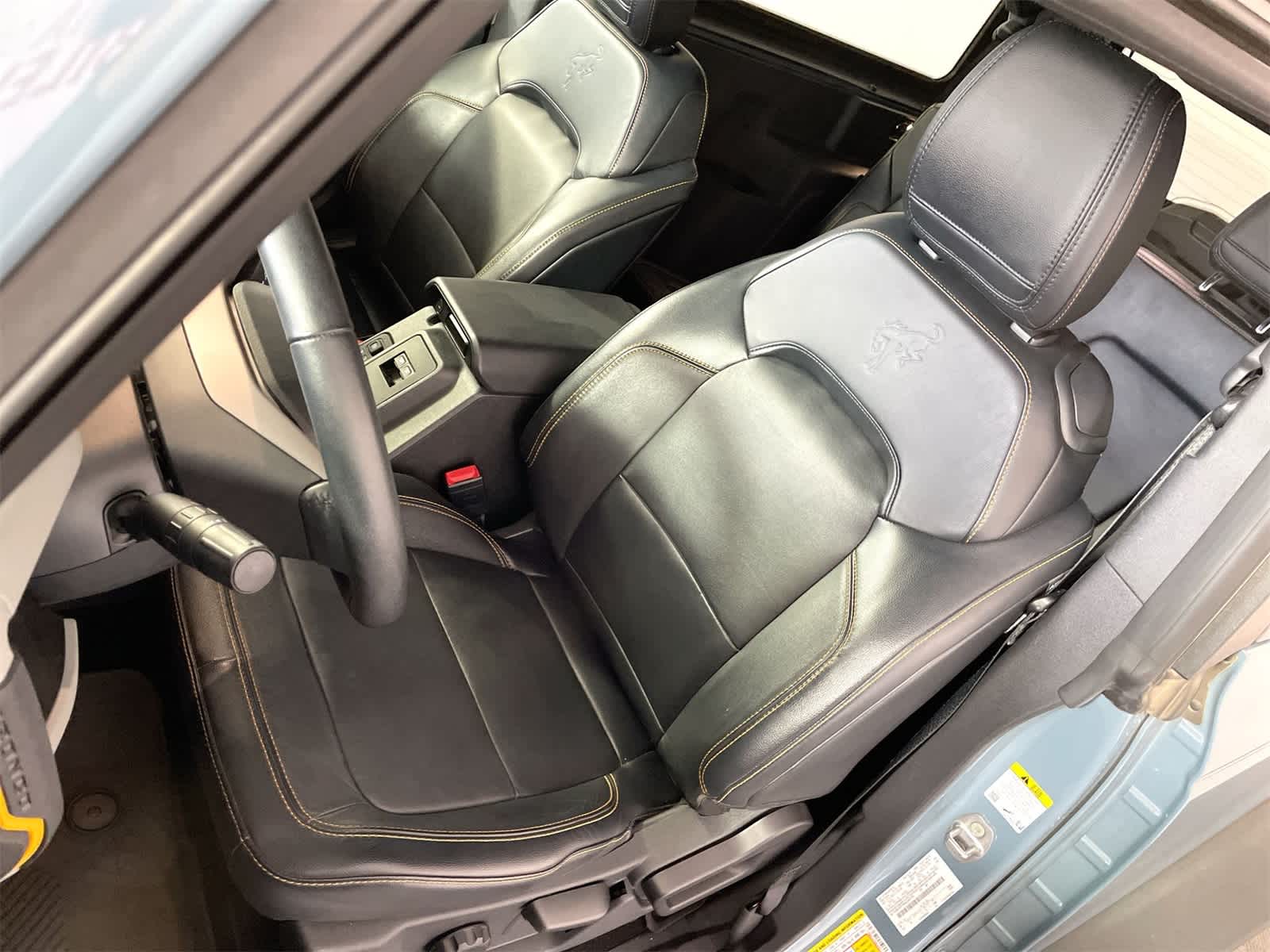 Thumbnail: 2022 Ford Bronco - 10