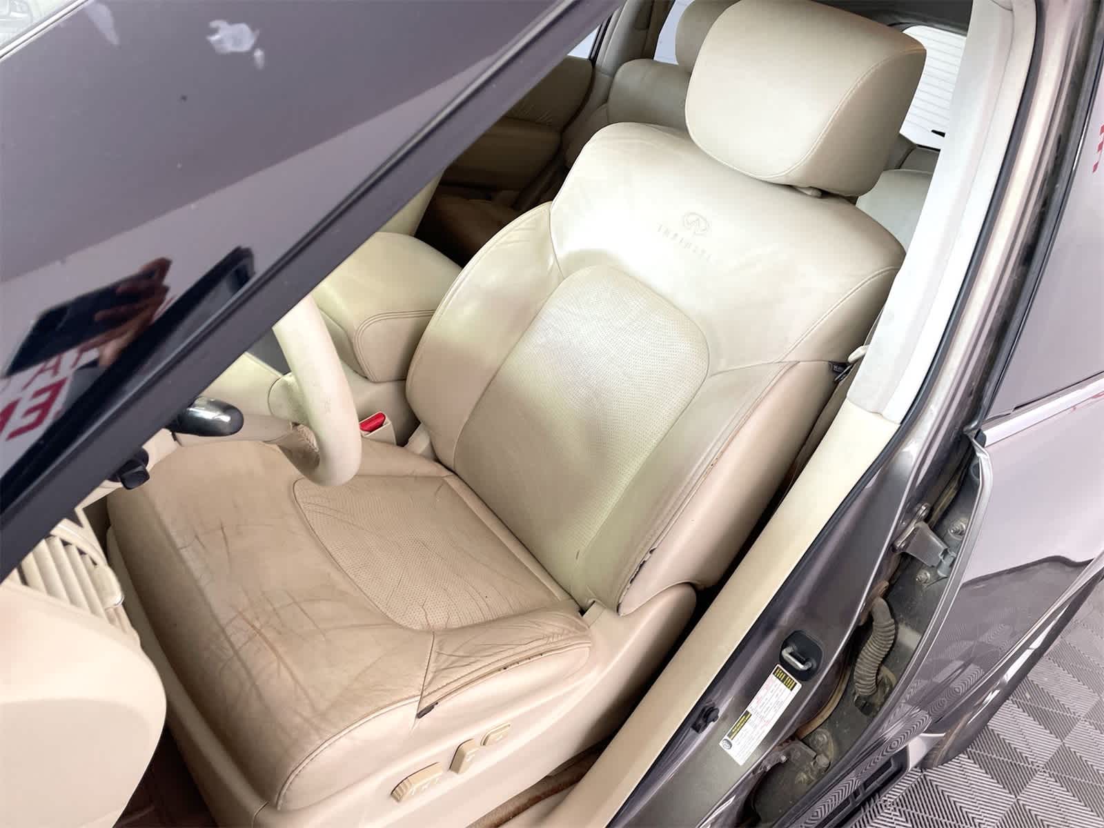 Thumbnail: 2014 INFINITI QX80 - 9