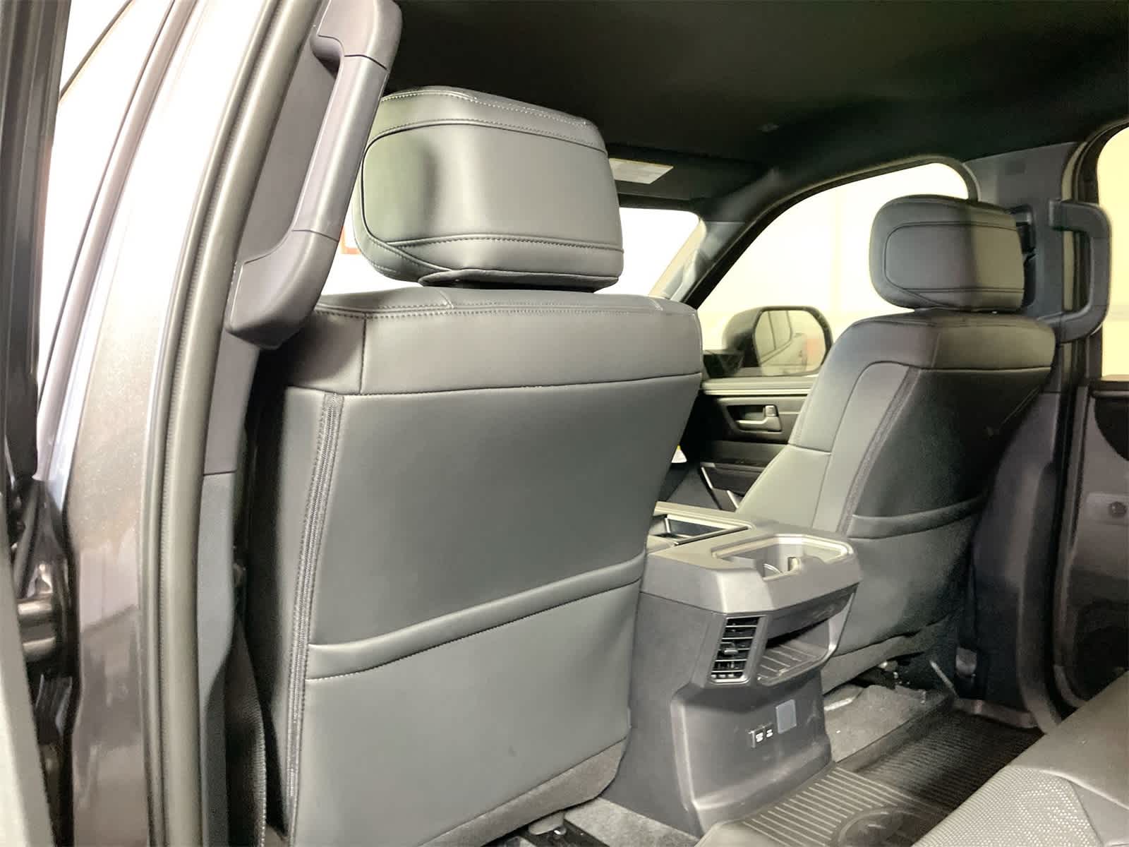 Thumbnail: 2025 Toyota Tundra - 13