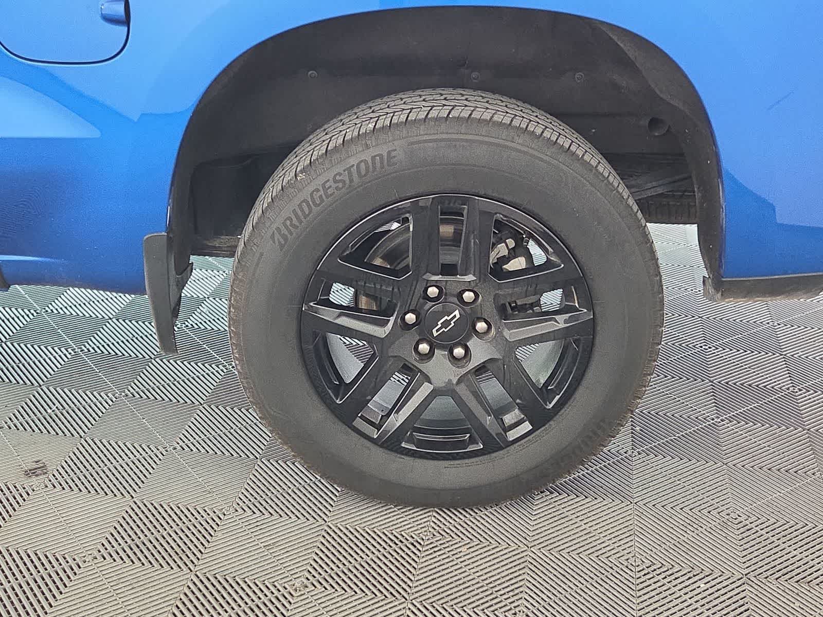 Thumbnail: 2024 Chevrolet Silverado 1500 - 24