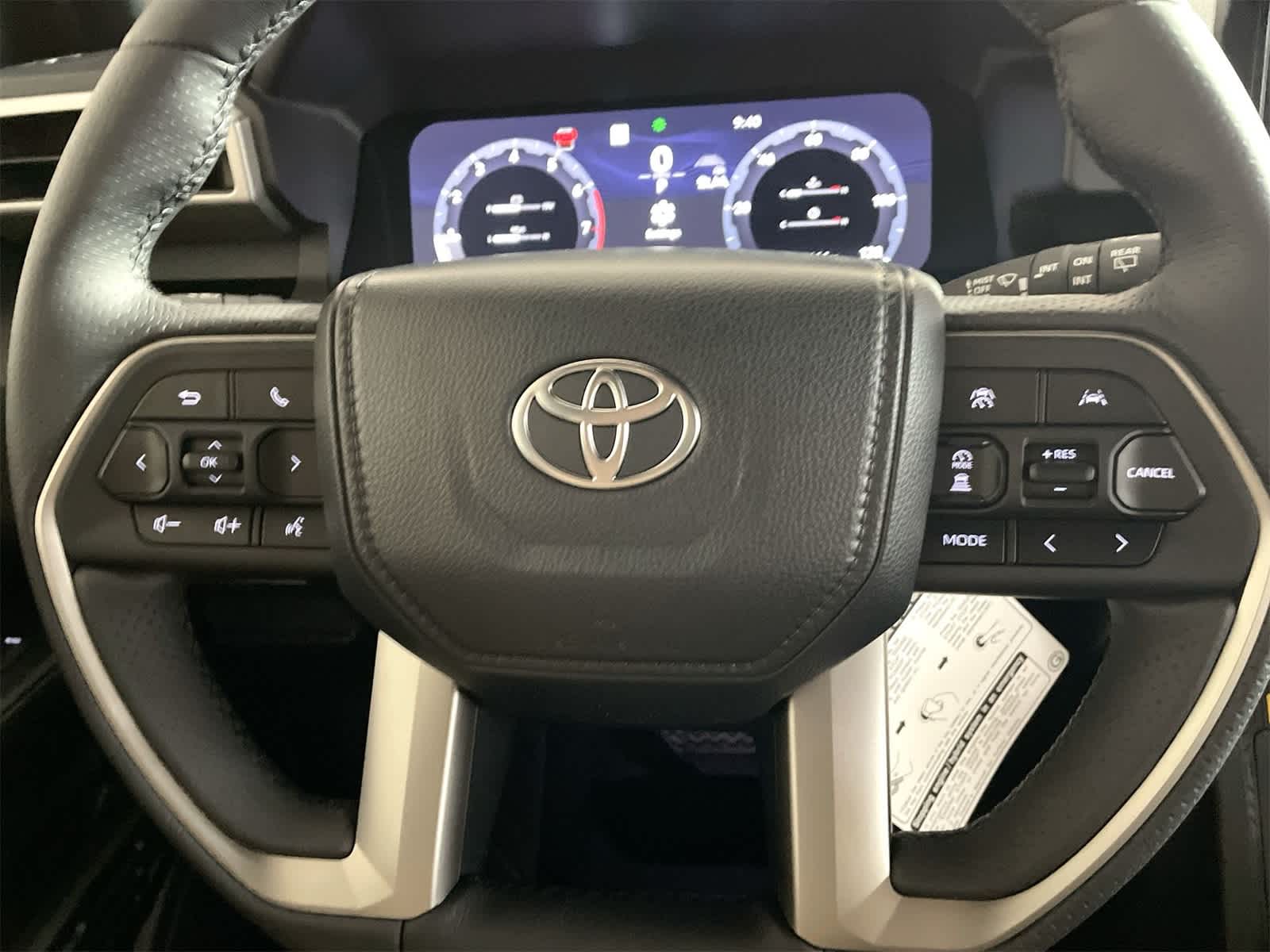 Thumbnail: 2025 Toyota 4Runner - 18