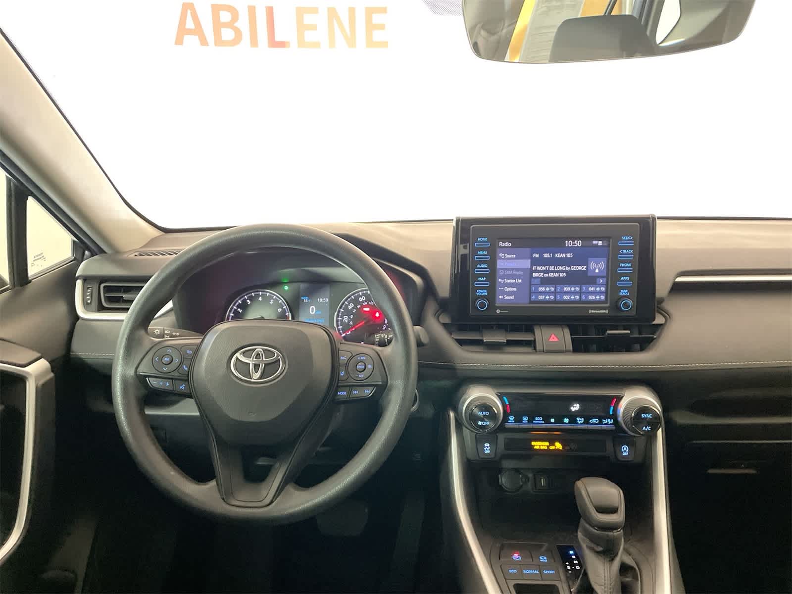 Thumbnail: 2022 Toyota RAV4 - 15