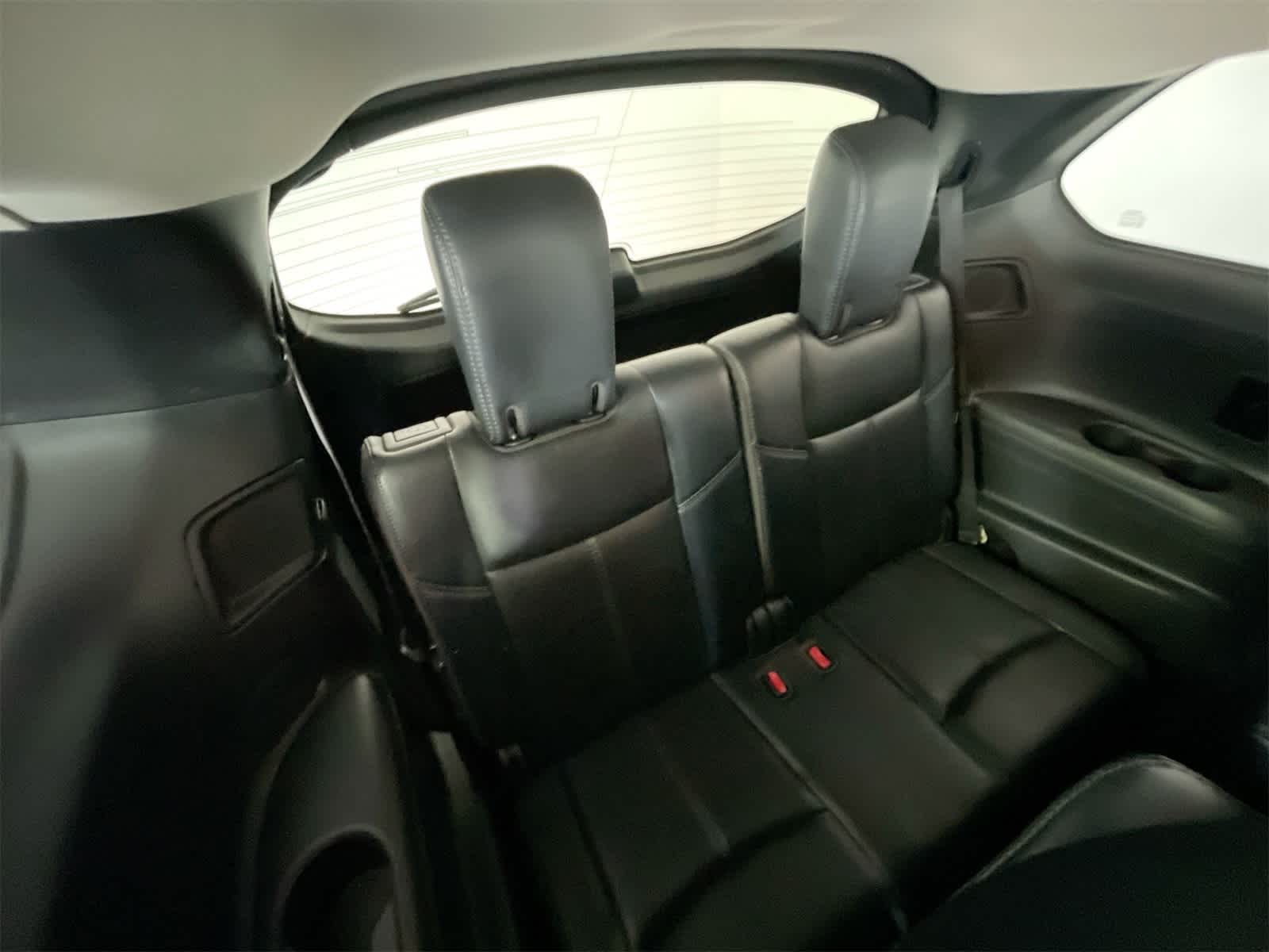 Thumbnail: 2018 Nissan Pathfinder - 16