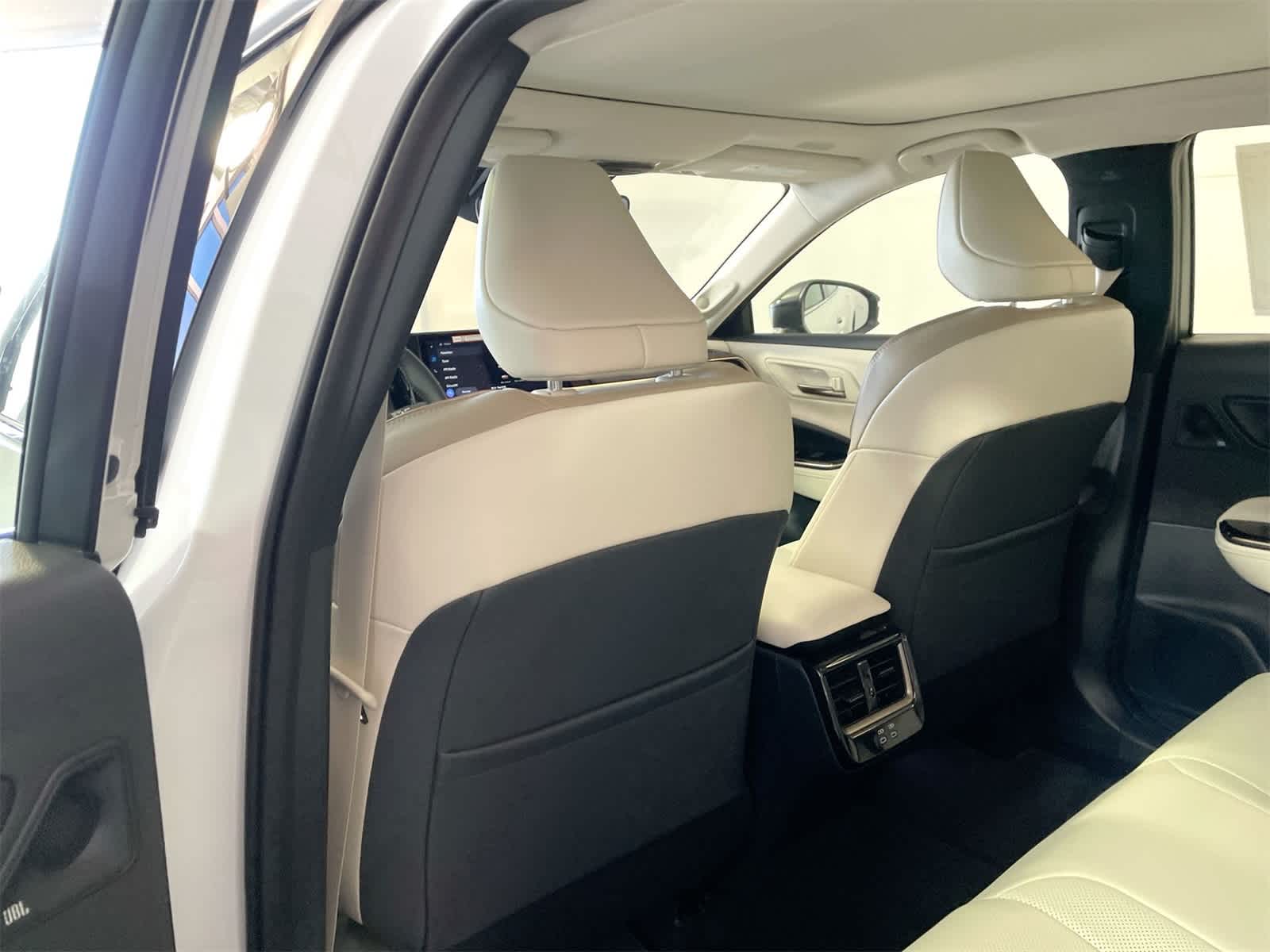 Thumbnail: 2026 Toyota Crown - 13