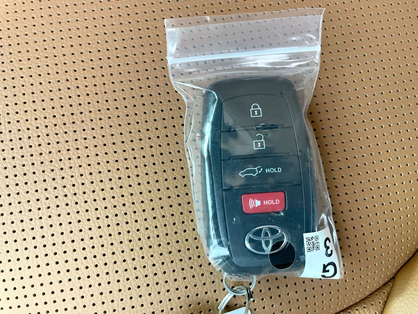 Thumbnail: 2026 Toyota Highlander - 28