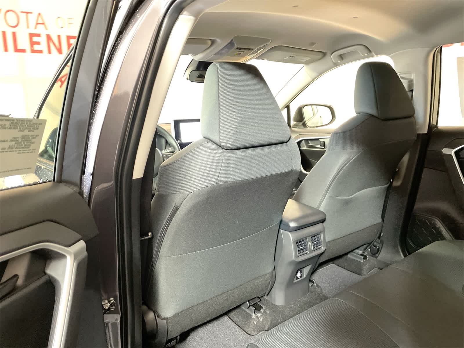 Thumbnail: 2025 Toyota RAV4 - 12