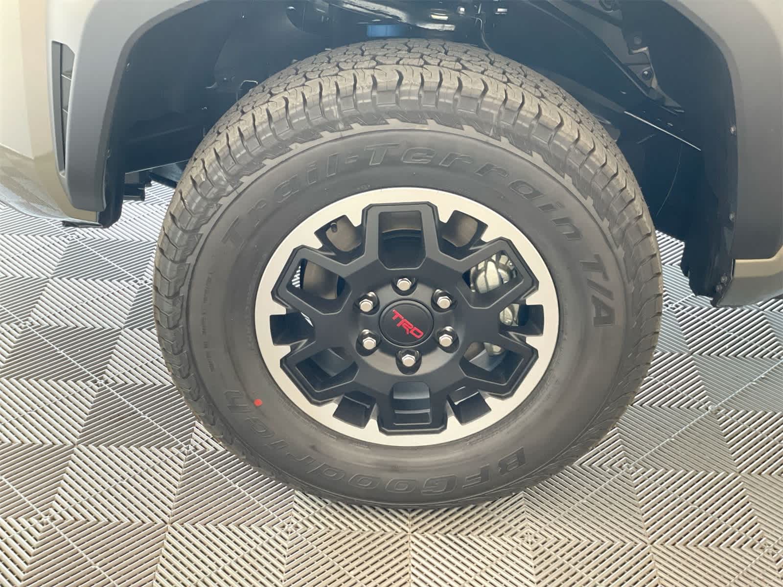 Thumbnail: 2025 Toyota Tacoma - 25