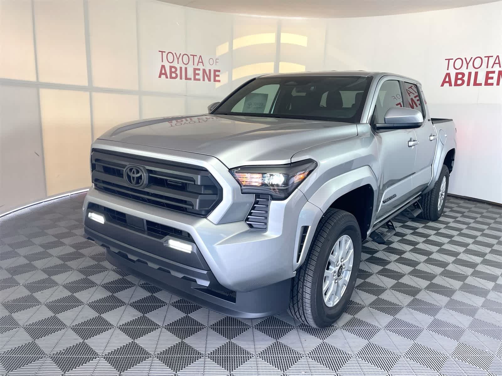 Thumbnail: 2025 Toyota Tacoma - 1