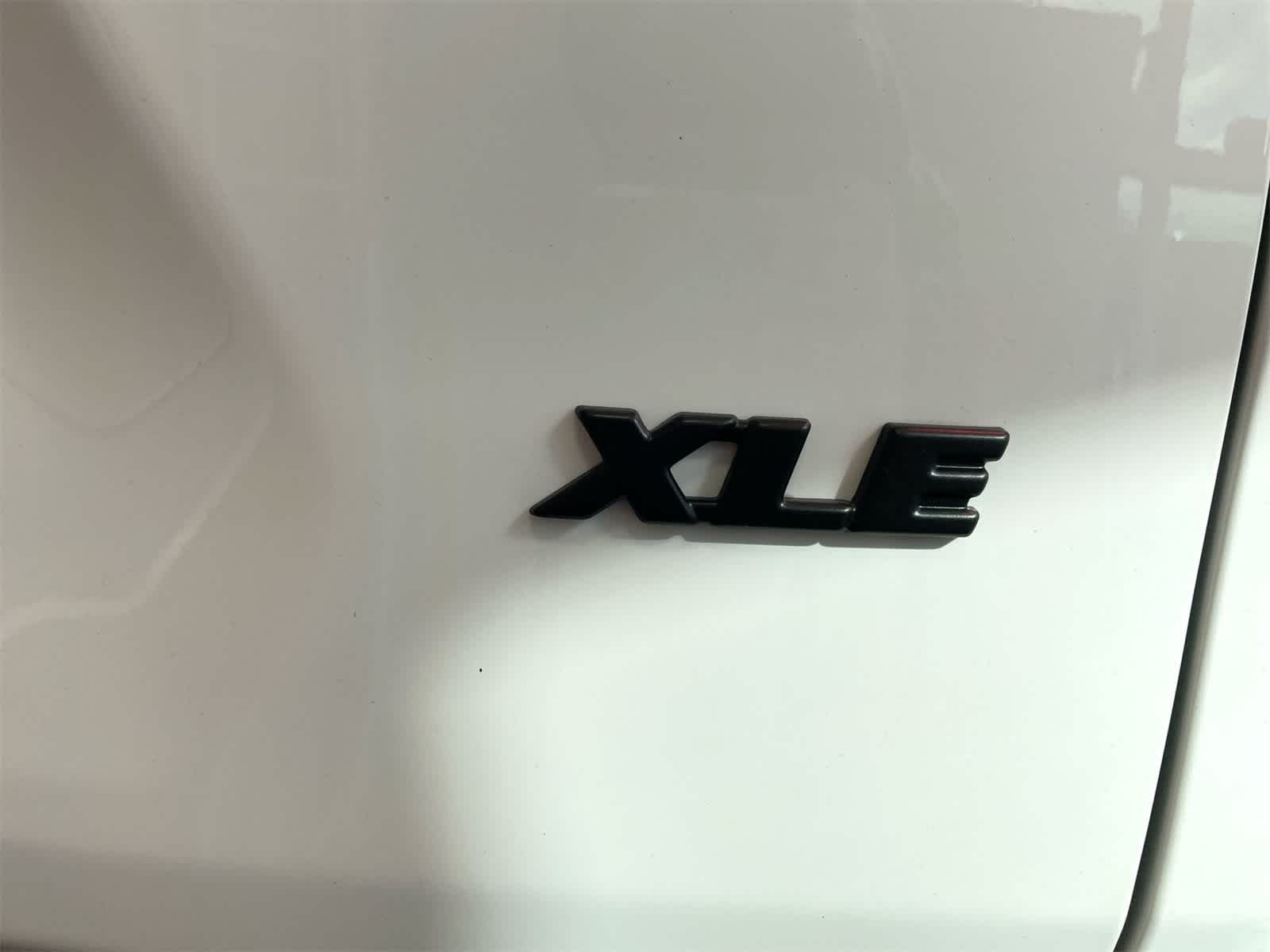 Thumbnail: 2025 Toyota RAV4 - 6