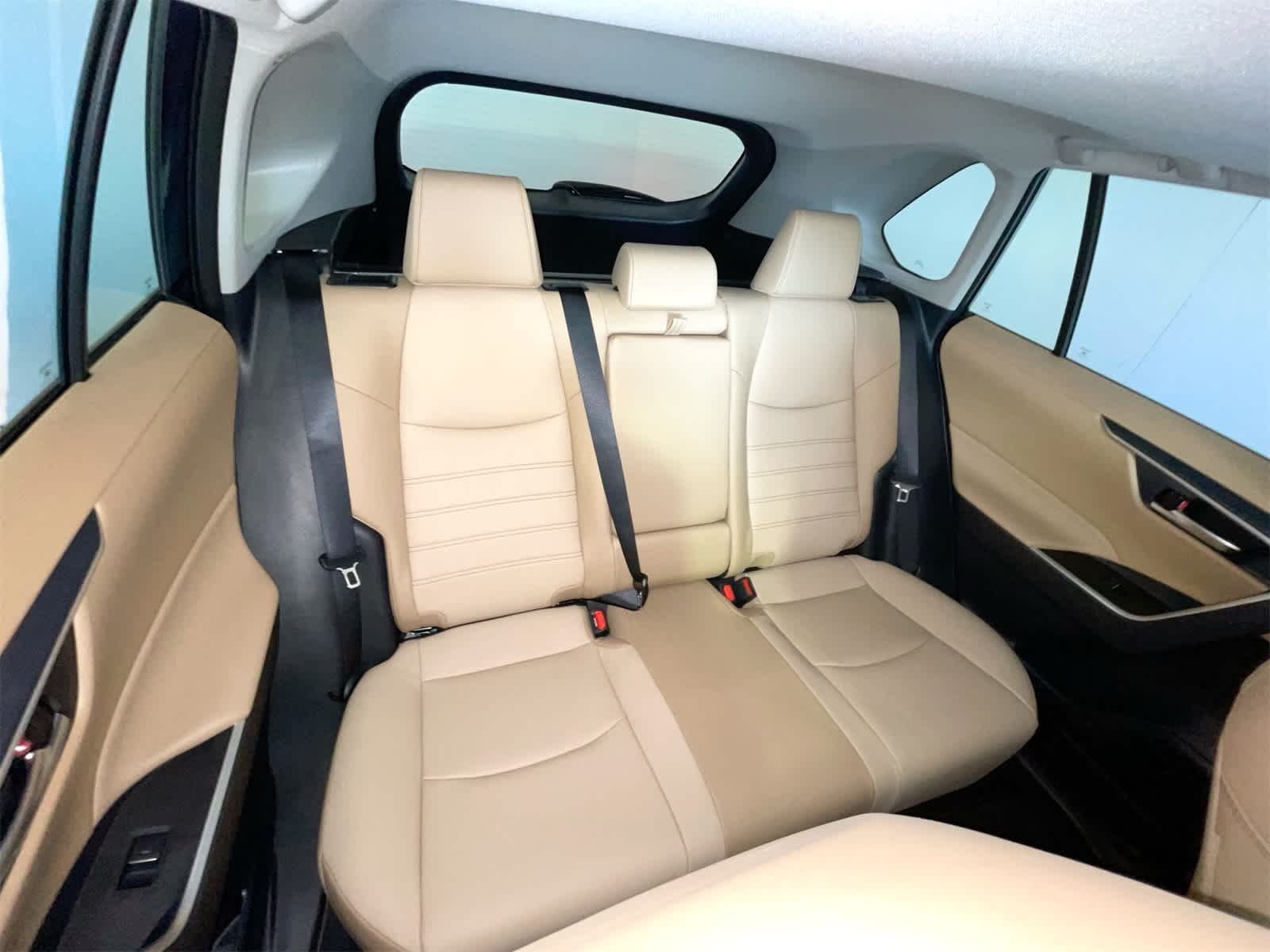 Thumbnail: 2025 Toyota RAV4 - 14