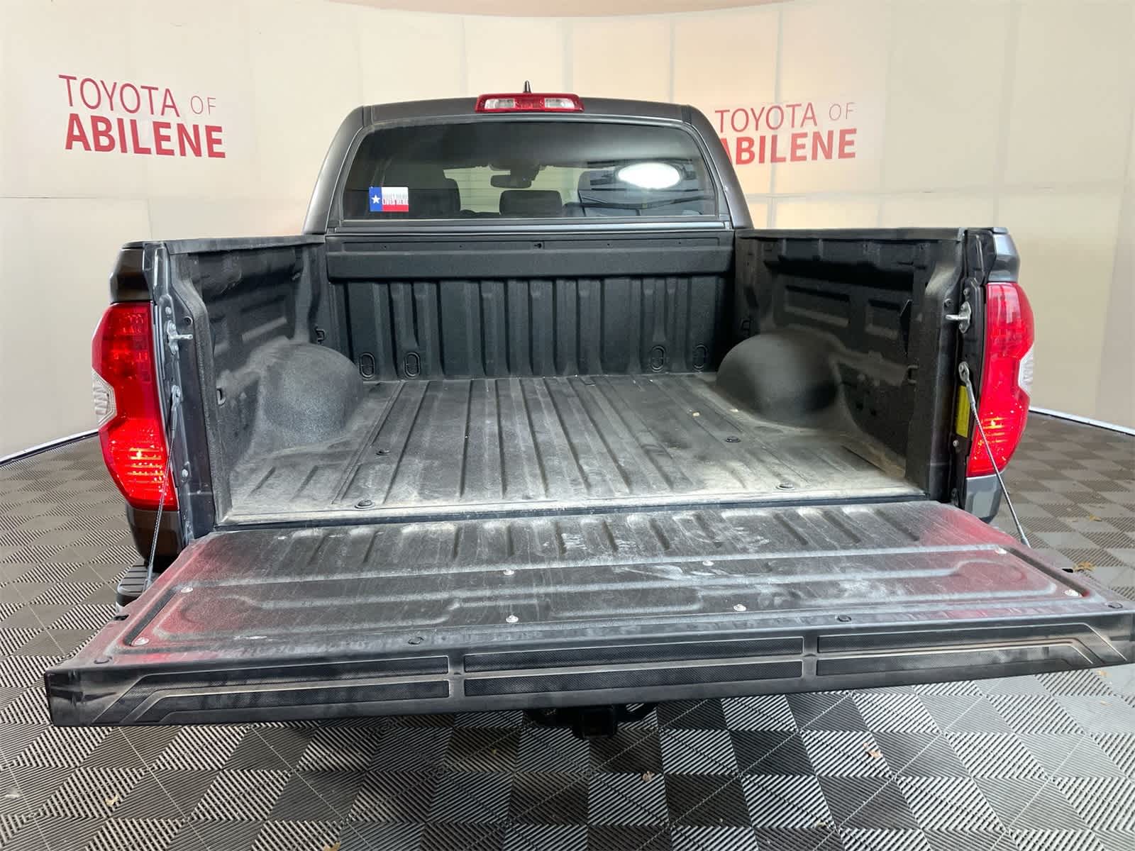 Thumbnail: 2021 Toyota Tundra - 5