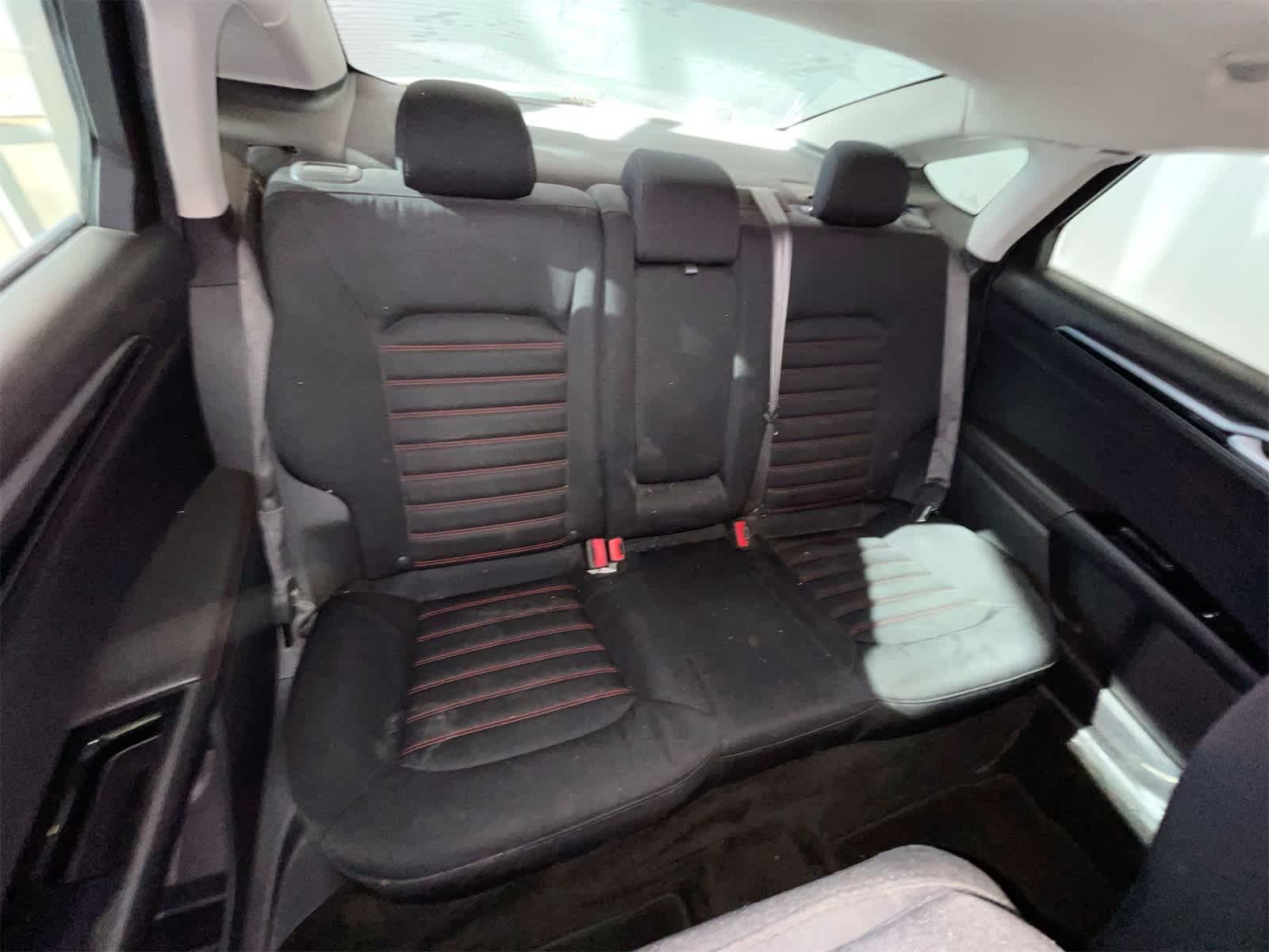 Thumbnail: 2015 Ford Fusion - 15