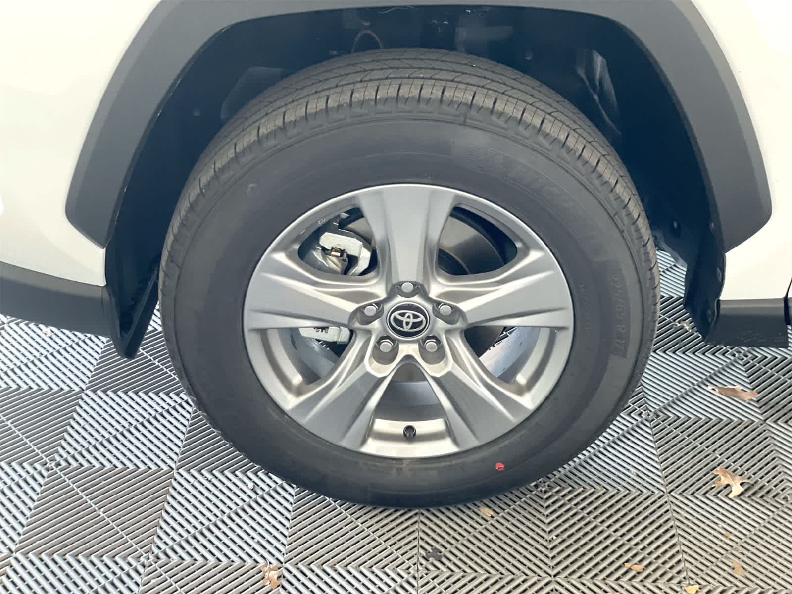 Thumbnail: 2025 Toyota RAV4 - 24