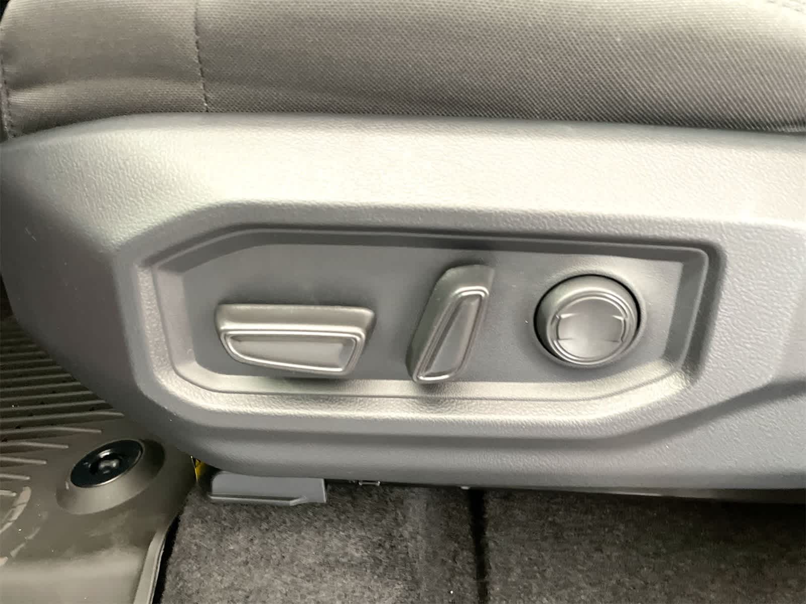 Thumbnail: 2026 Toyota Tundra - 9