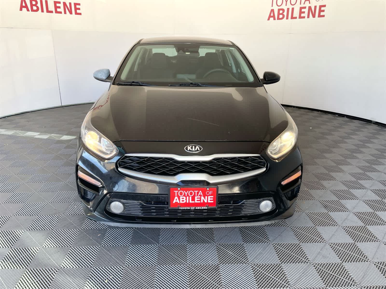 Thumbnail: 2019 Kia Forte - 8
