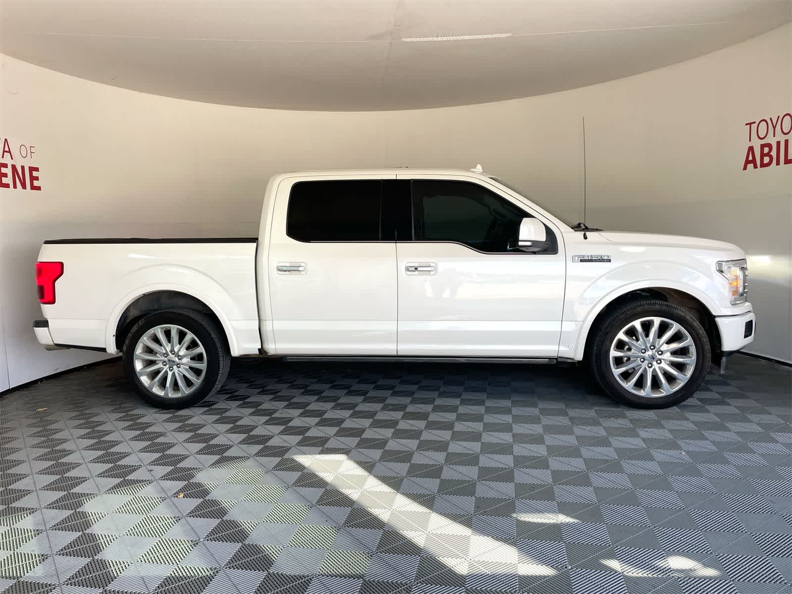 Thumbnail: 2019 Ford F-150 - 8